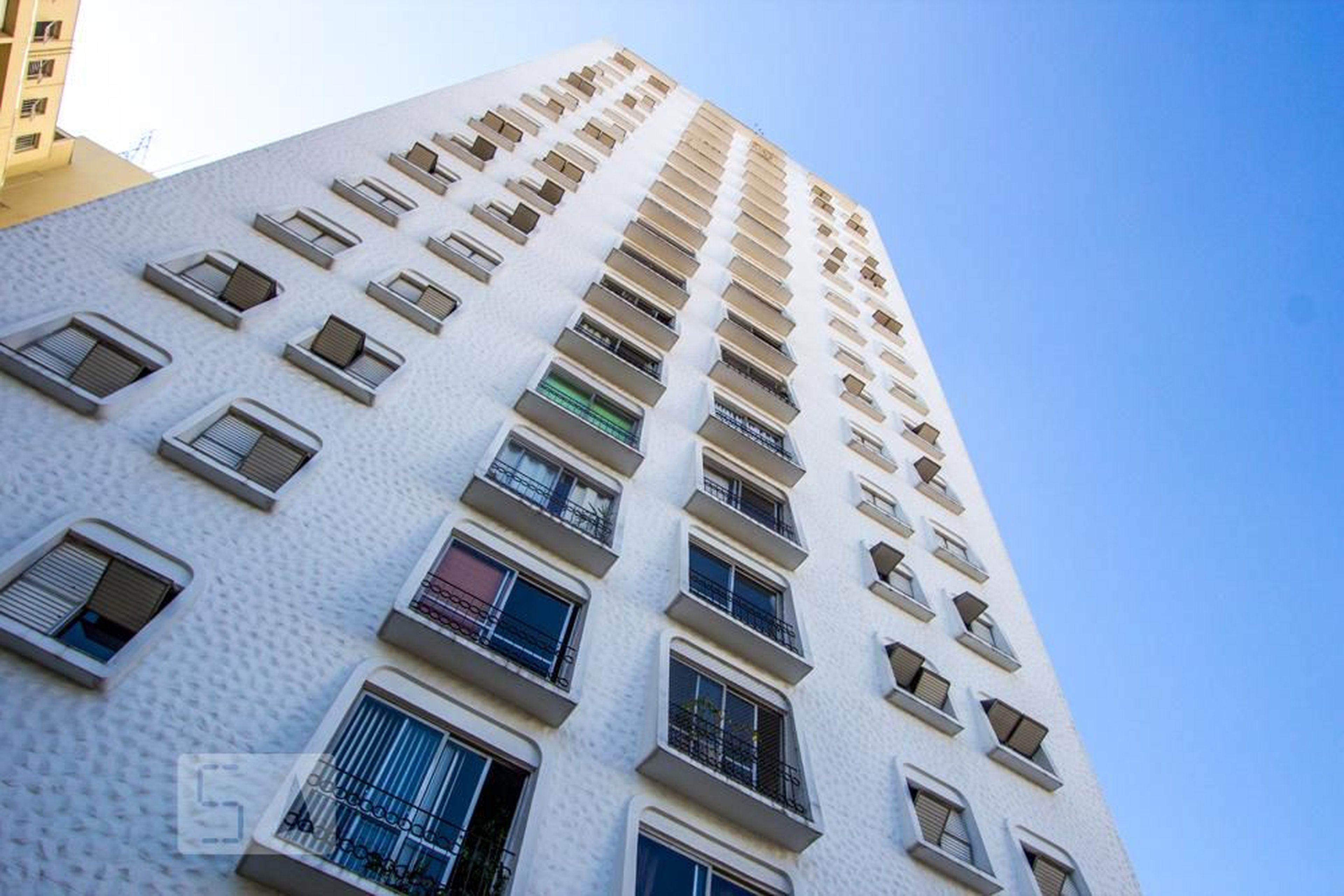 Edificio Condomínio VERSAILLES