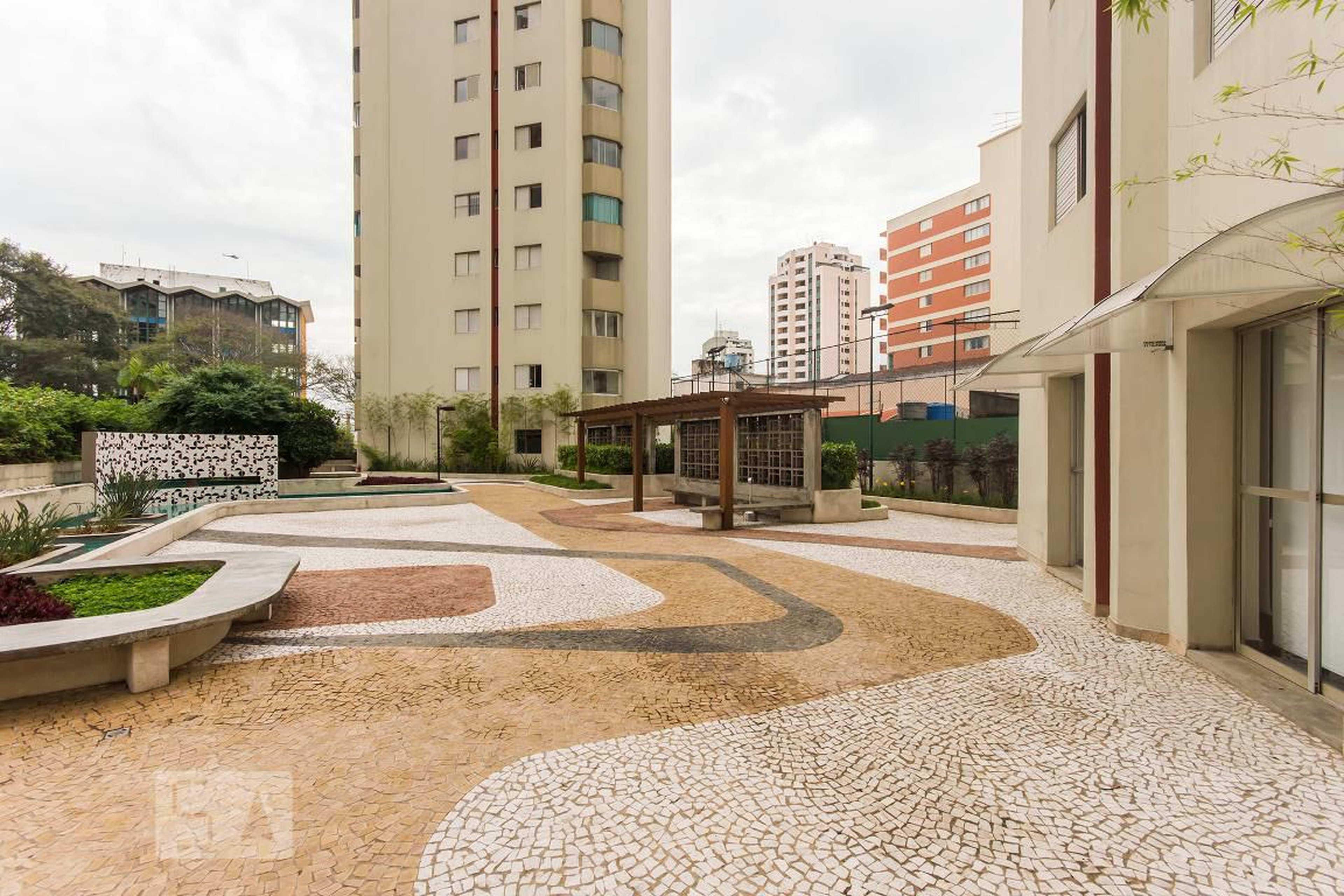 Area externa - Michelângelo e Da Vinci