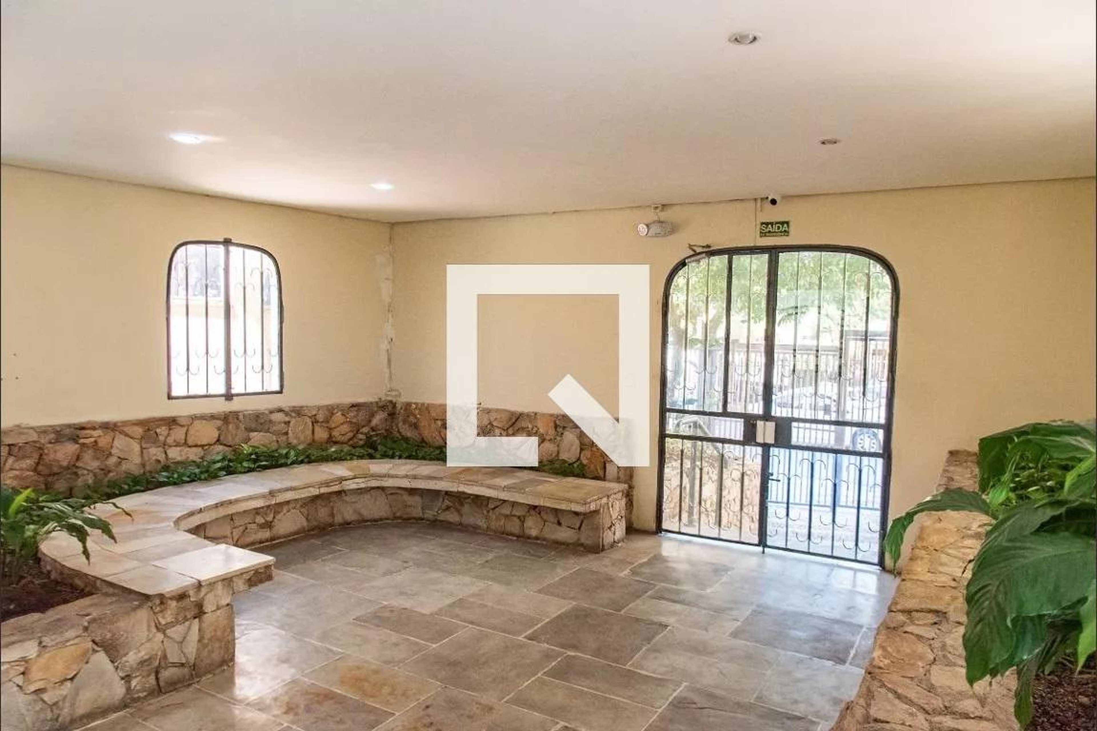 Hall de Entrada - Regina Lucia