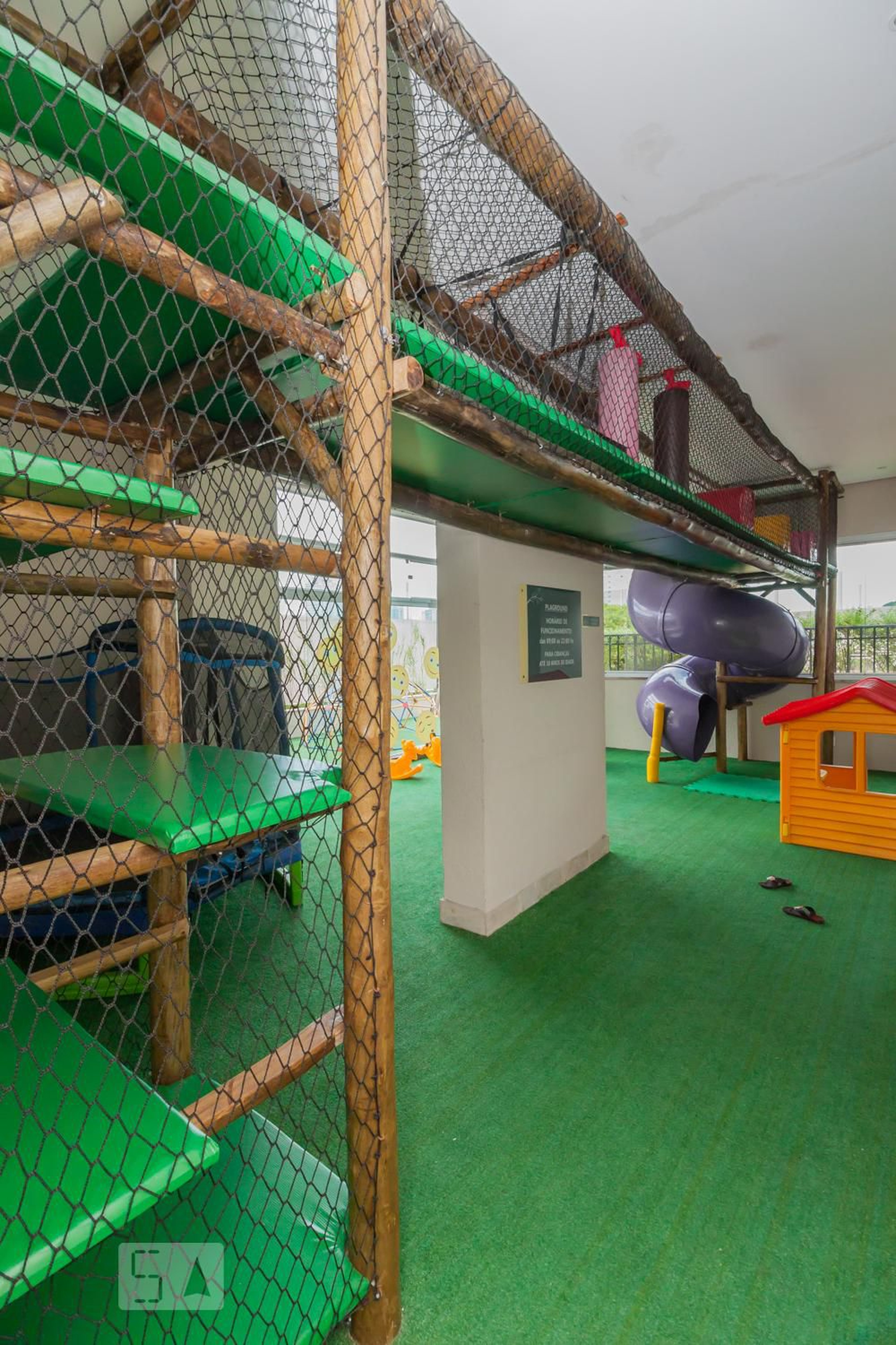 Playground - Residencial Raízes