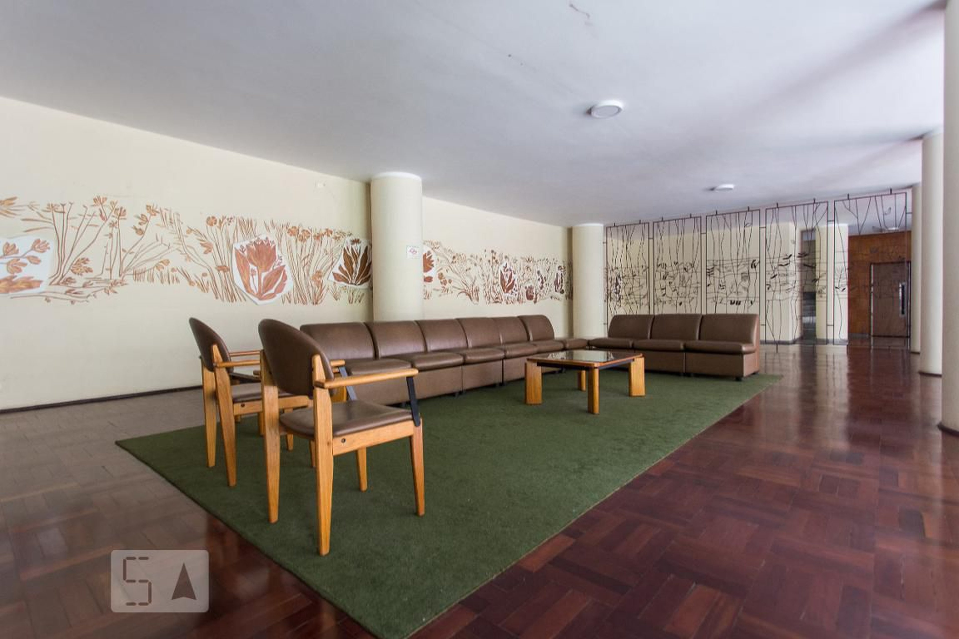 Hall - Cincinato Braga