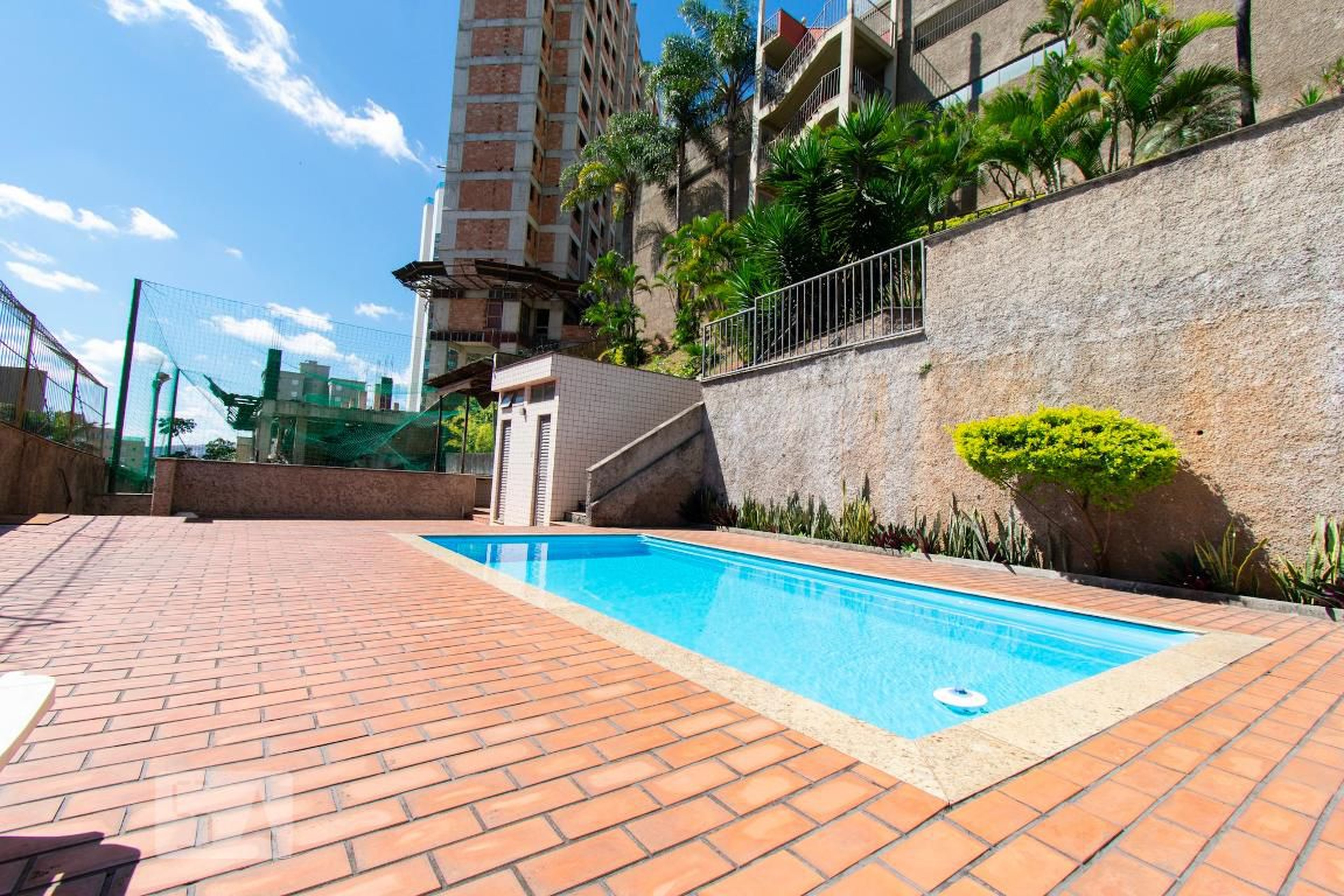 Piscina - Edifício João Miranda