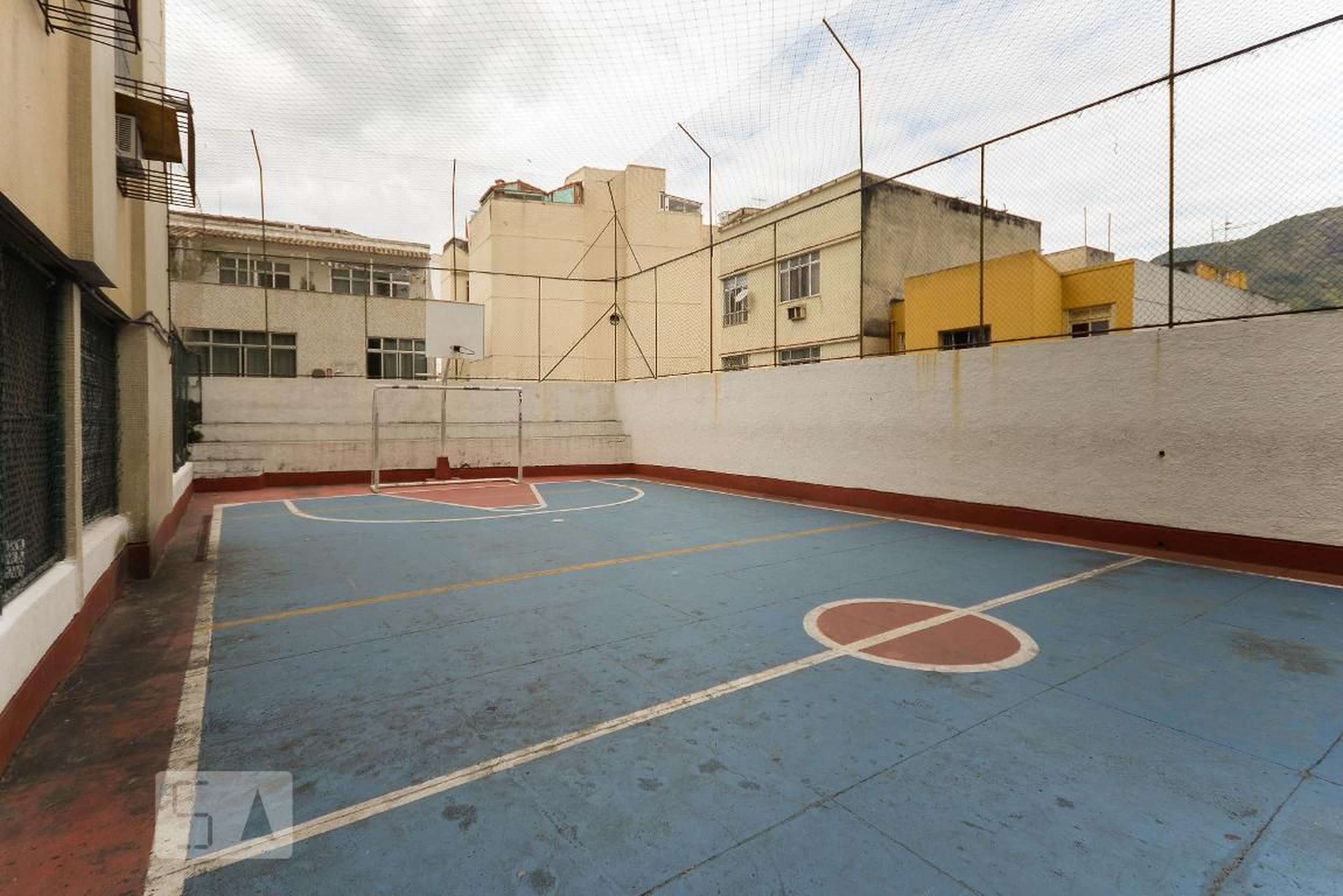 Quadra de esportes - Edifício Nina de Almeida