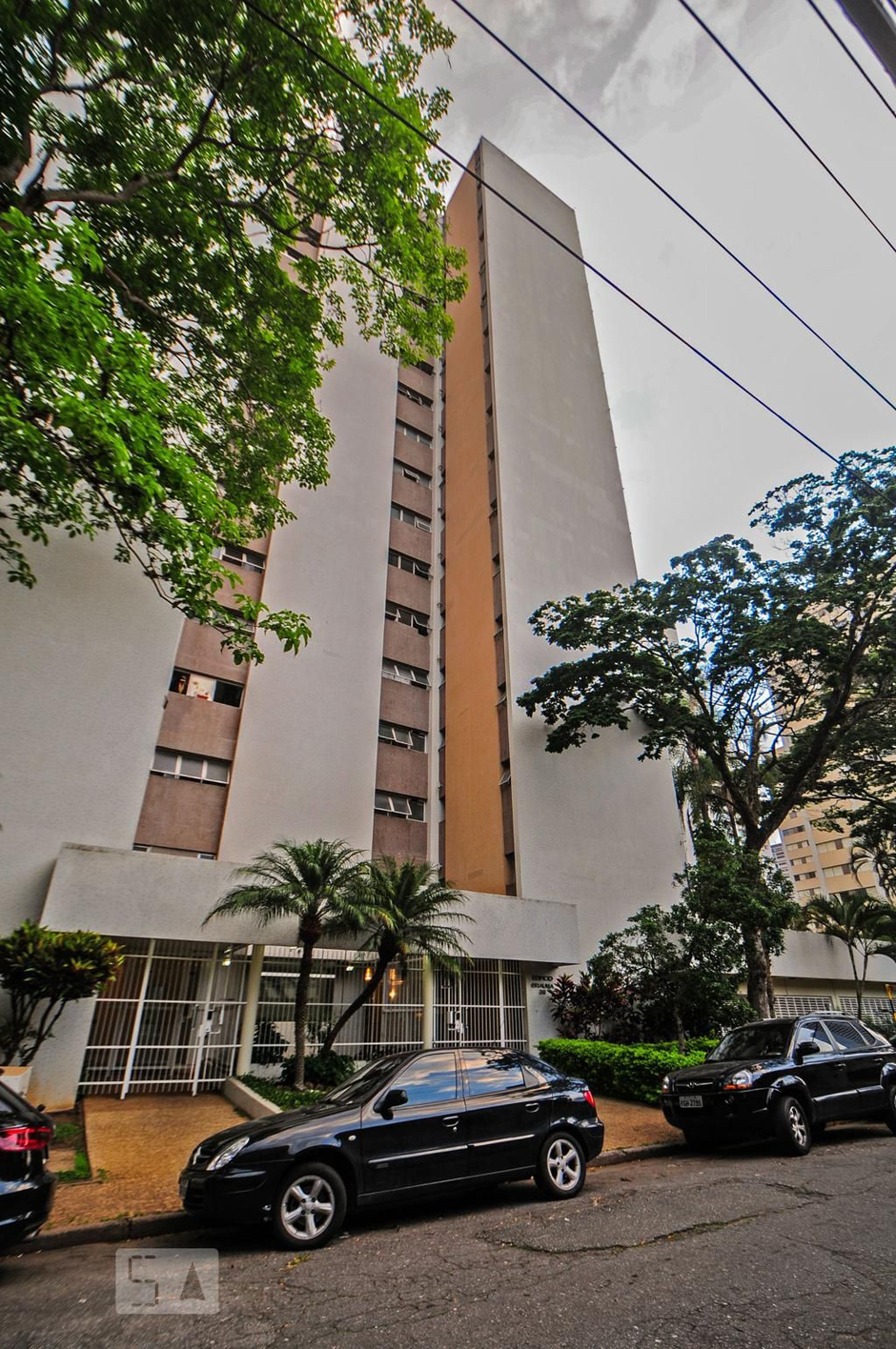 Prédio Condomínio Esplanada Granja Julieta