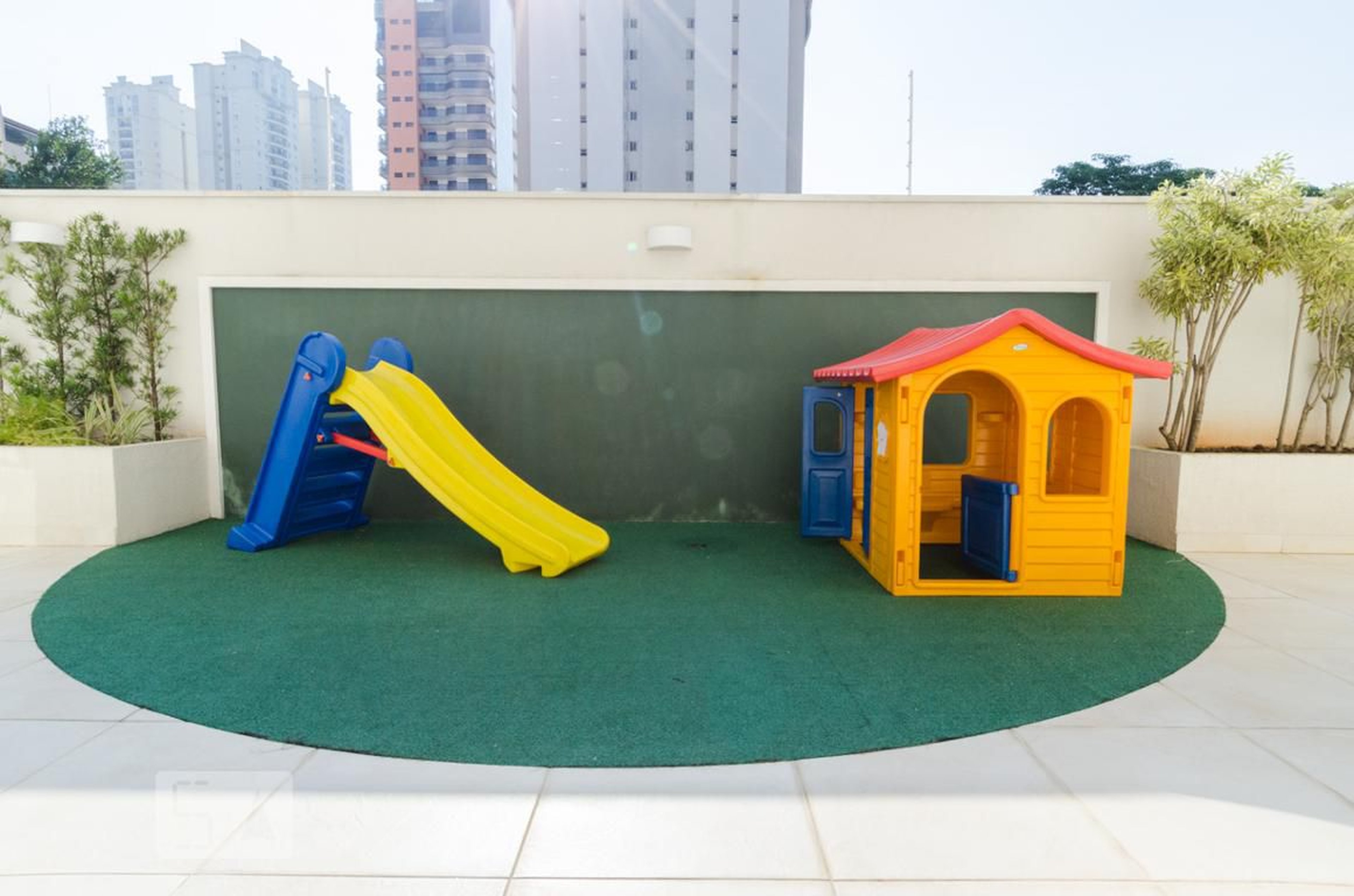 Playground - Residencial Style Platinum