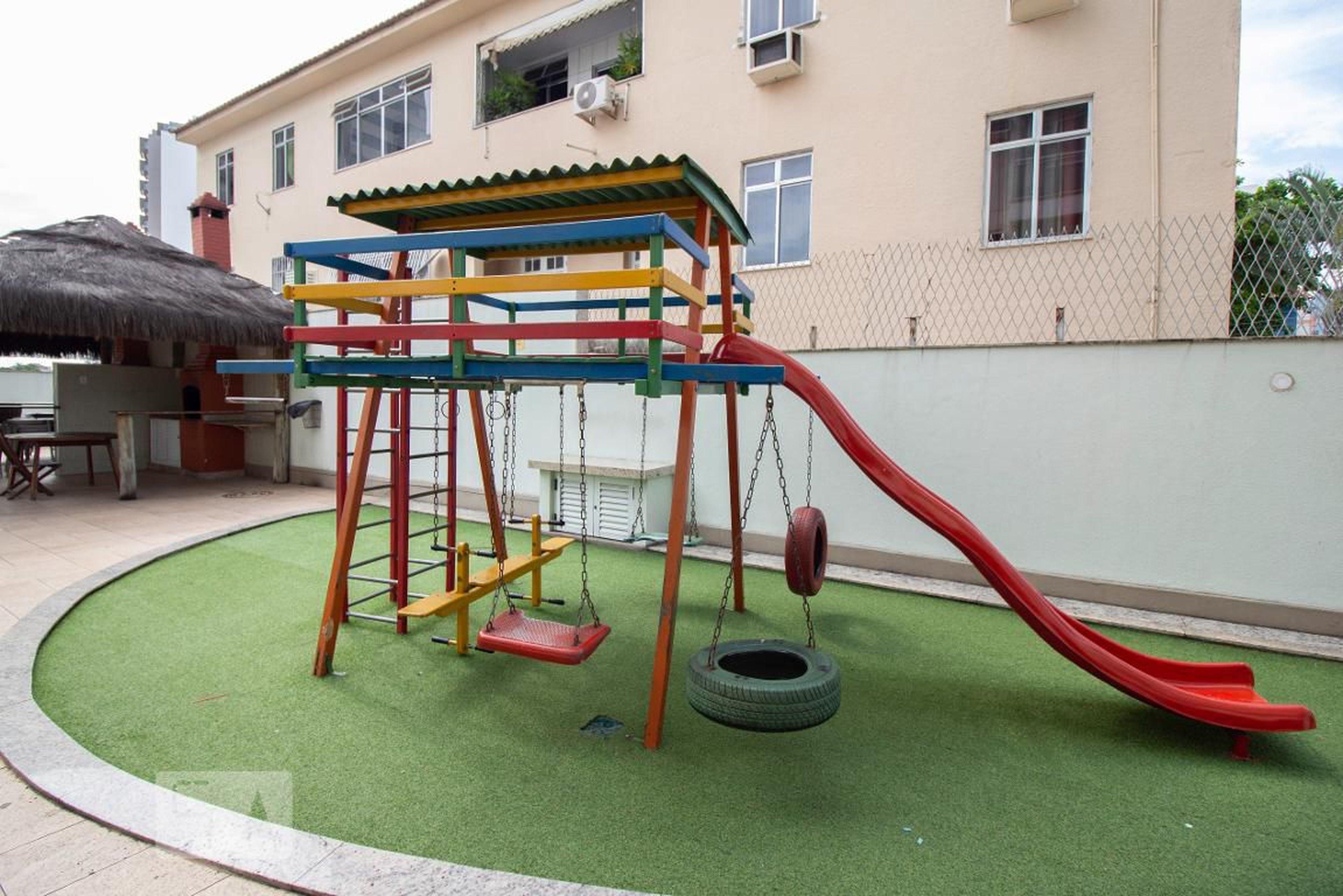 Playground - Renovare