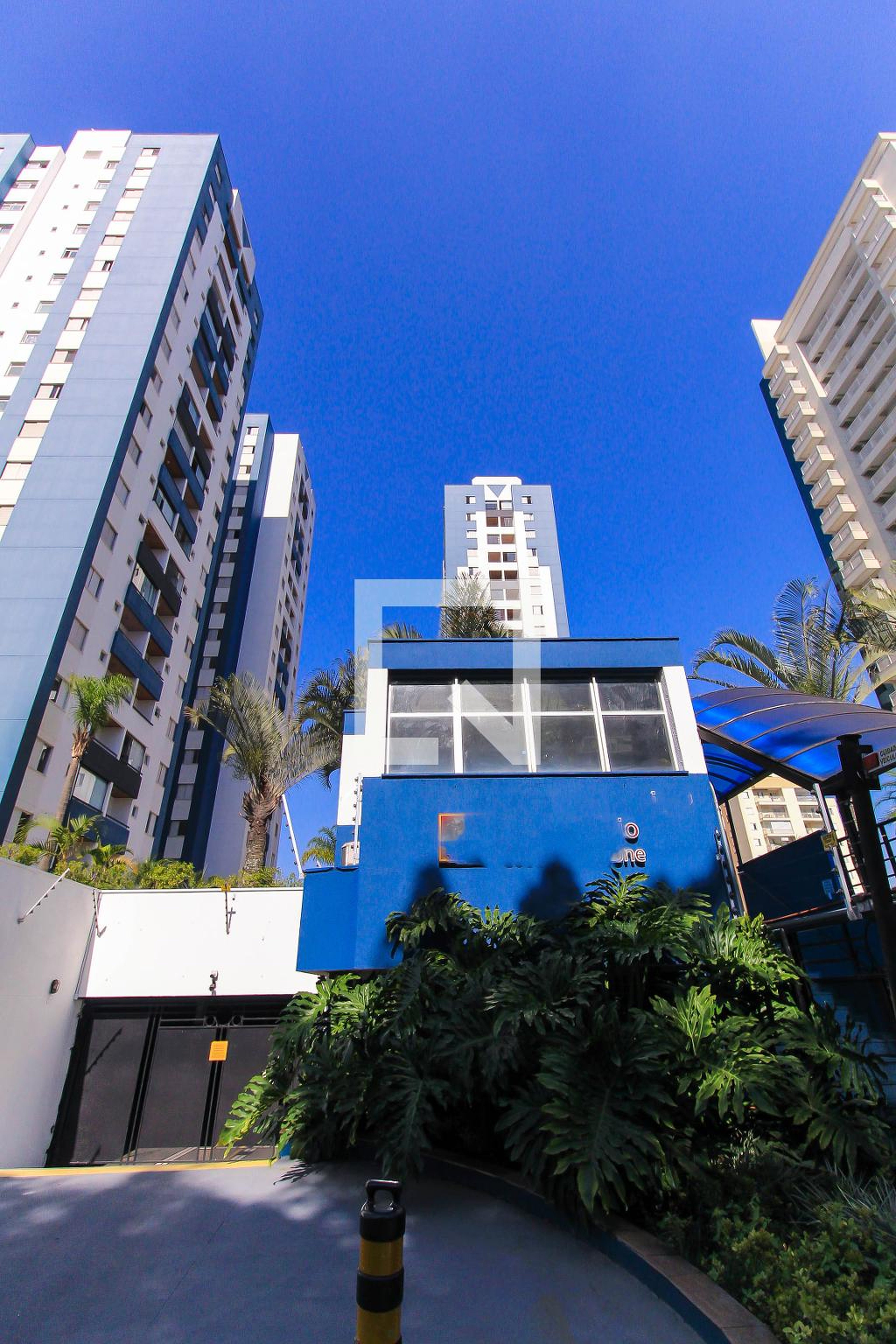 Fachada Condomínio Cortes Du Rhone