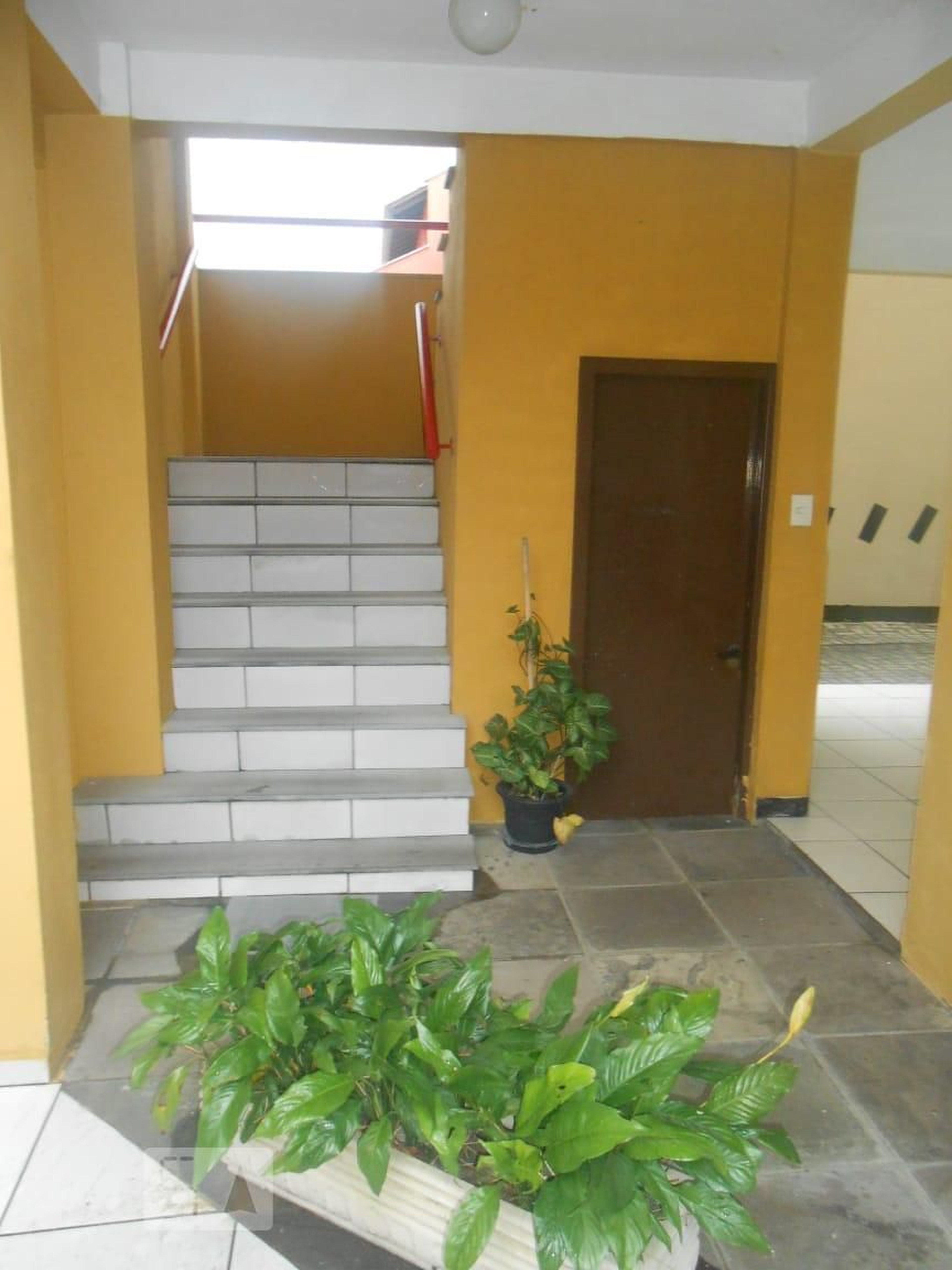 Hall - null
