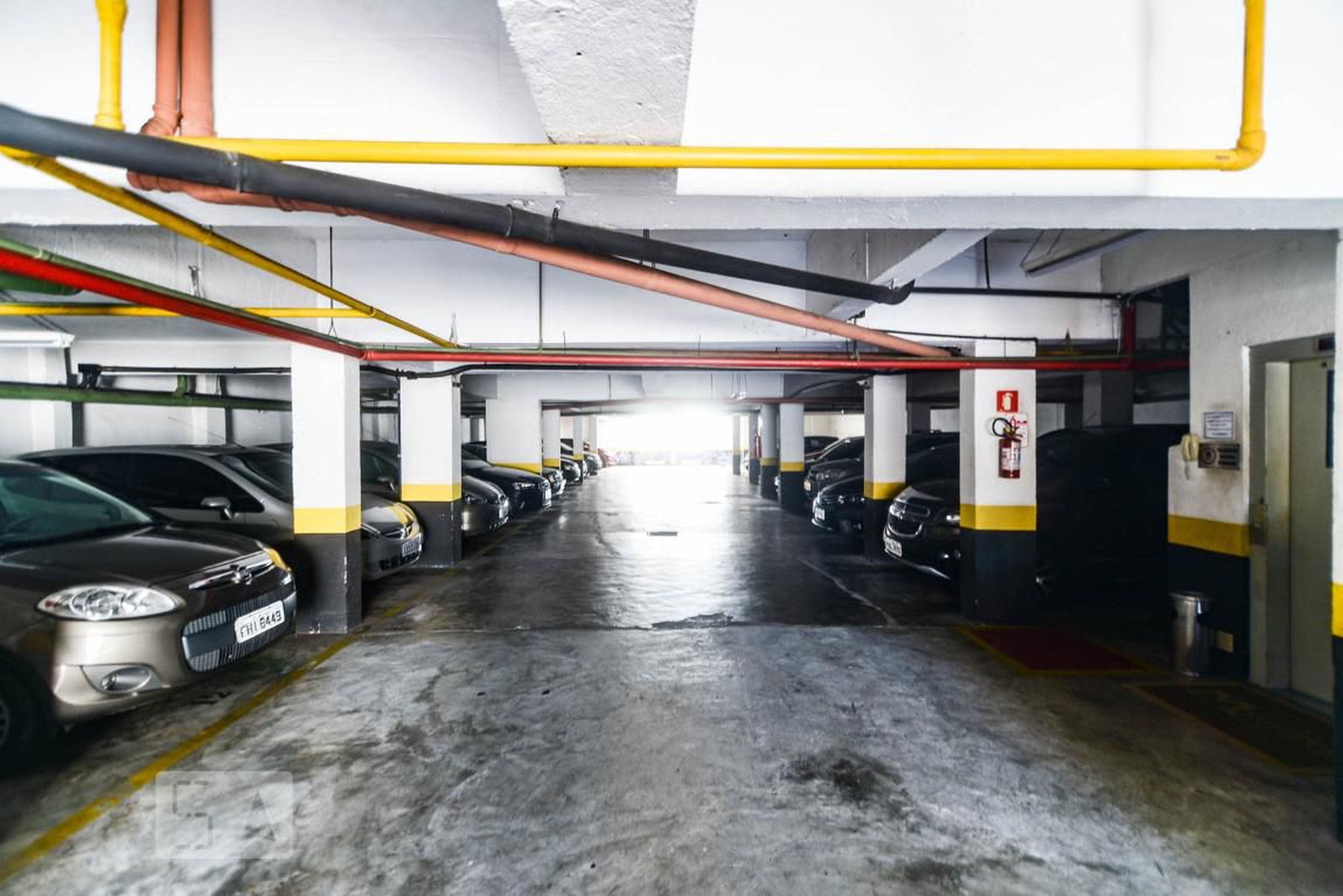 Estacionamento - Edifício Montreal