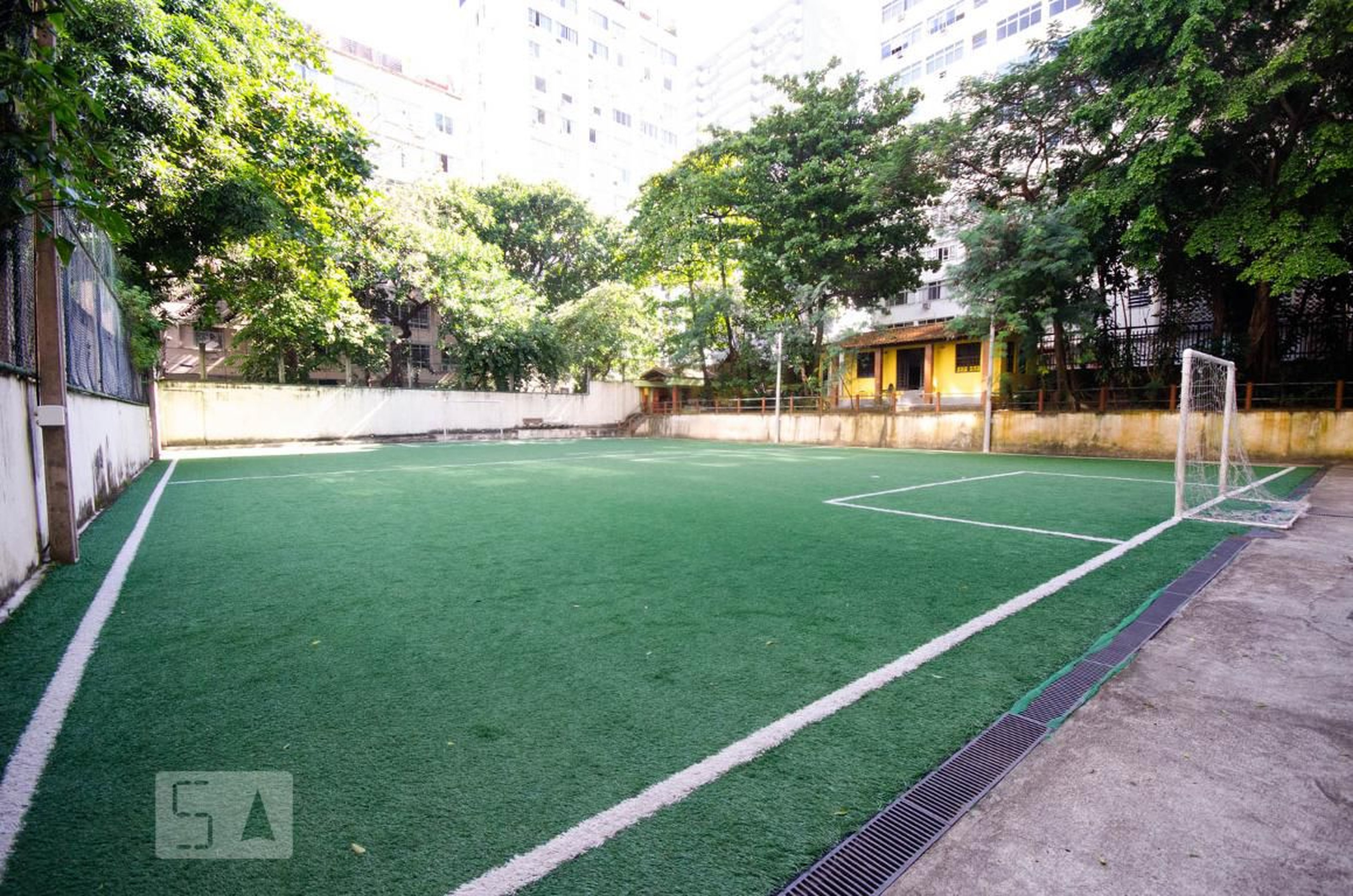 Campo de futebol - Jardim de Alah