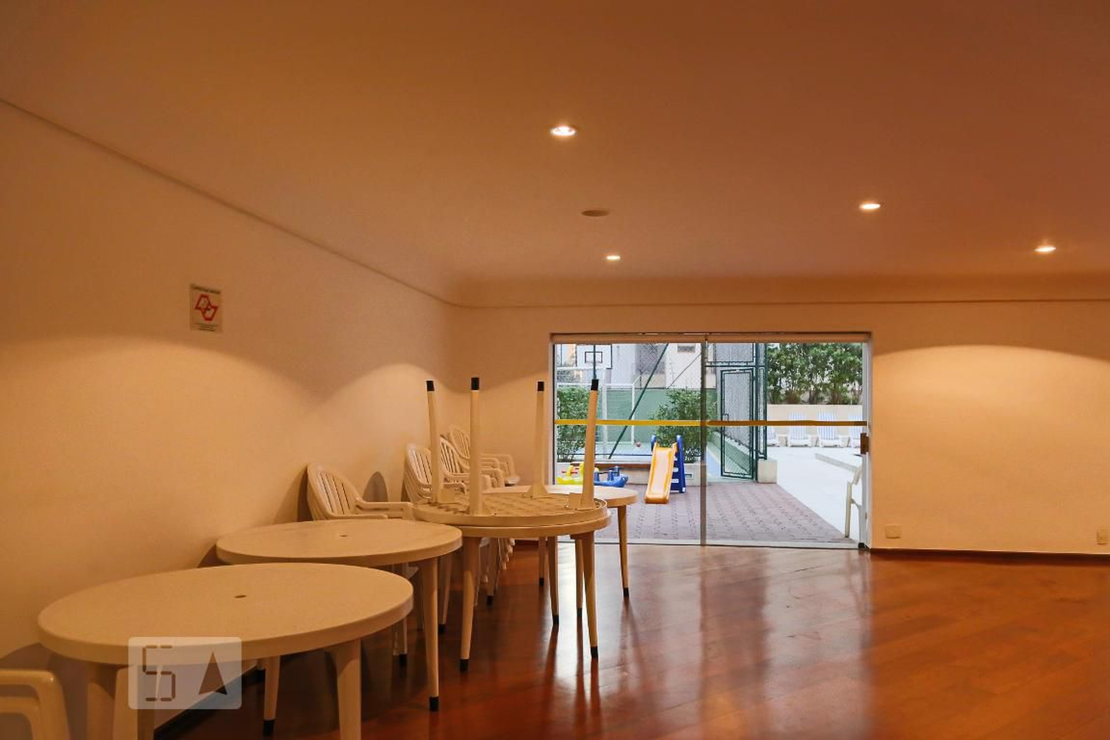 Salão de Festas - Tropical