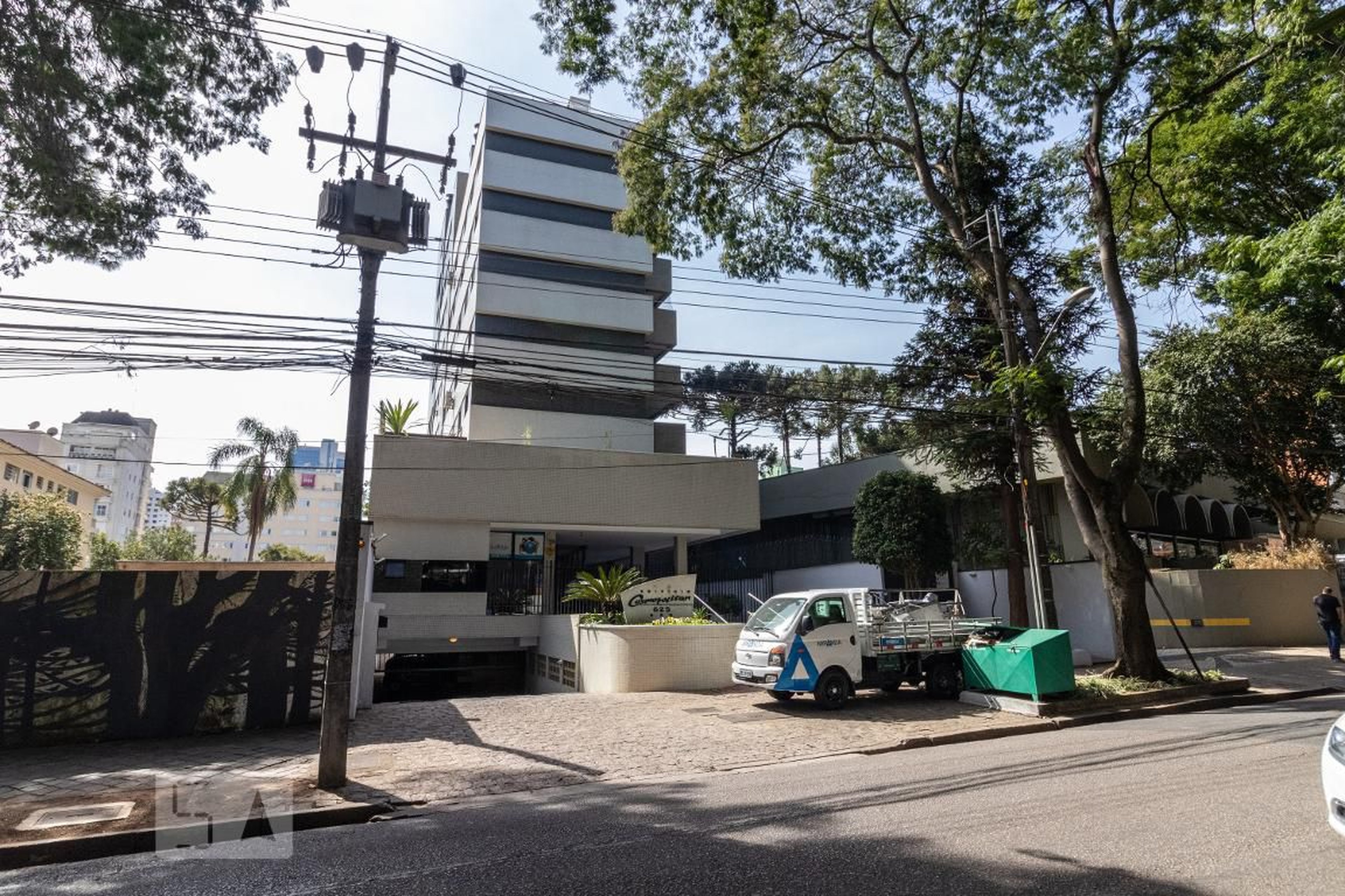 Fachada Condomínio Cosmopolitan