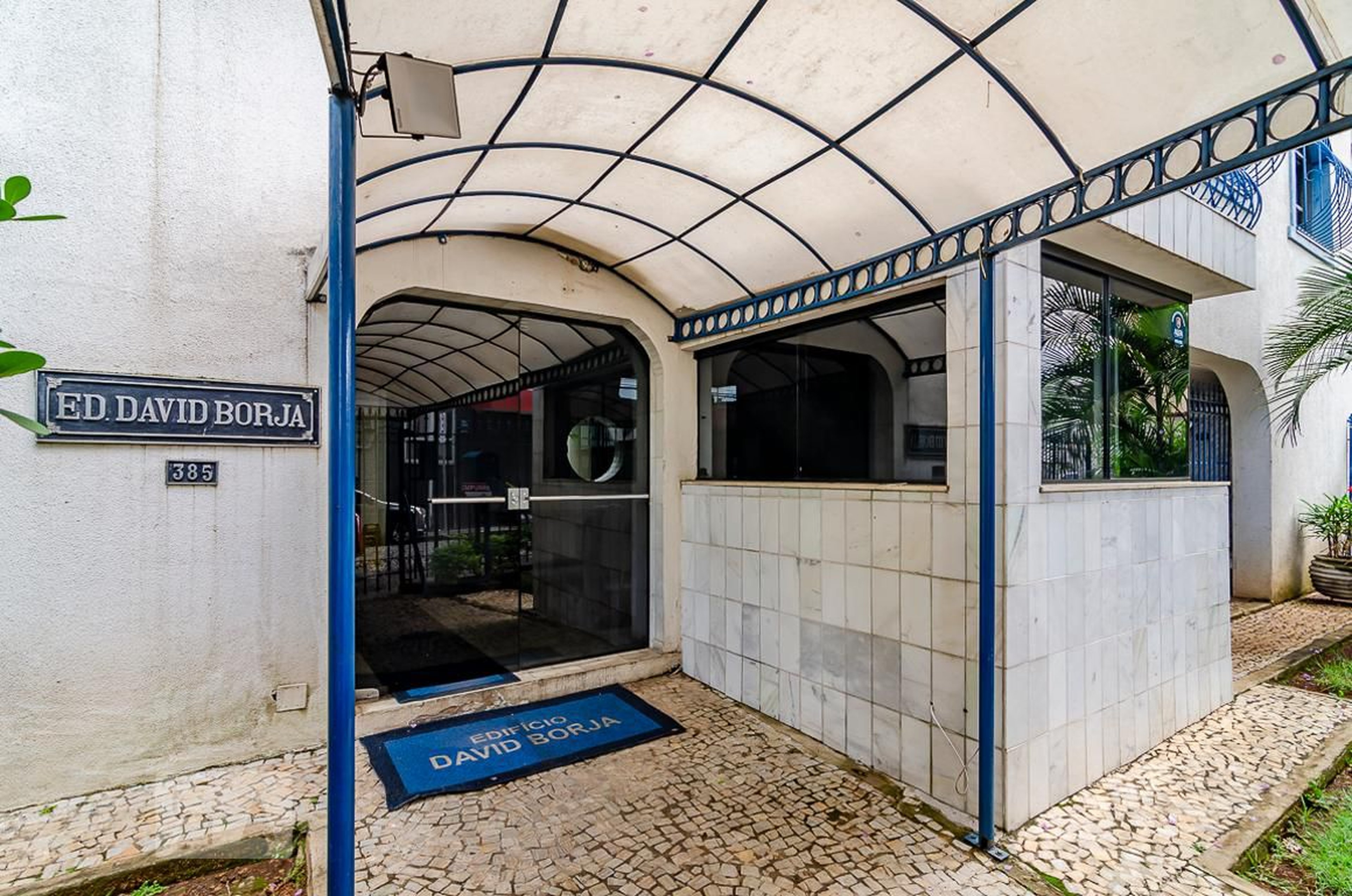 Entrada - Edifício David Borja