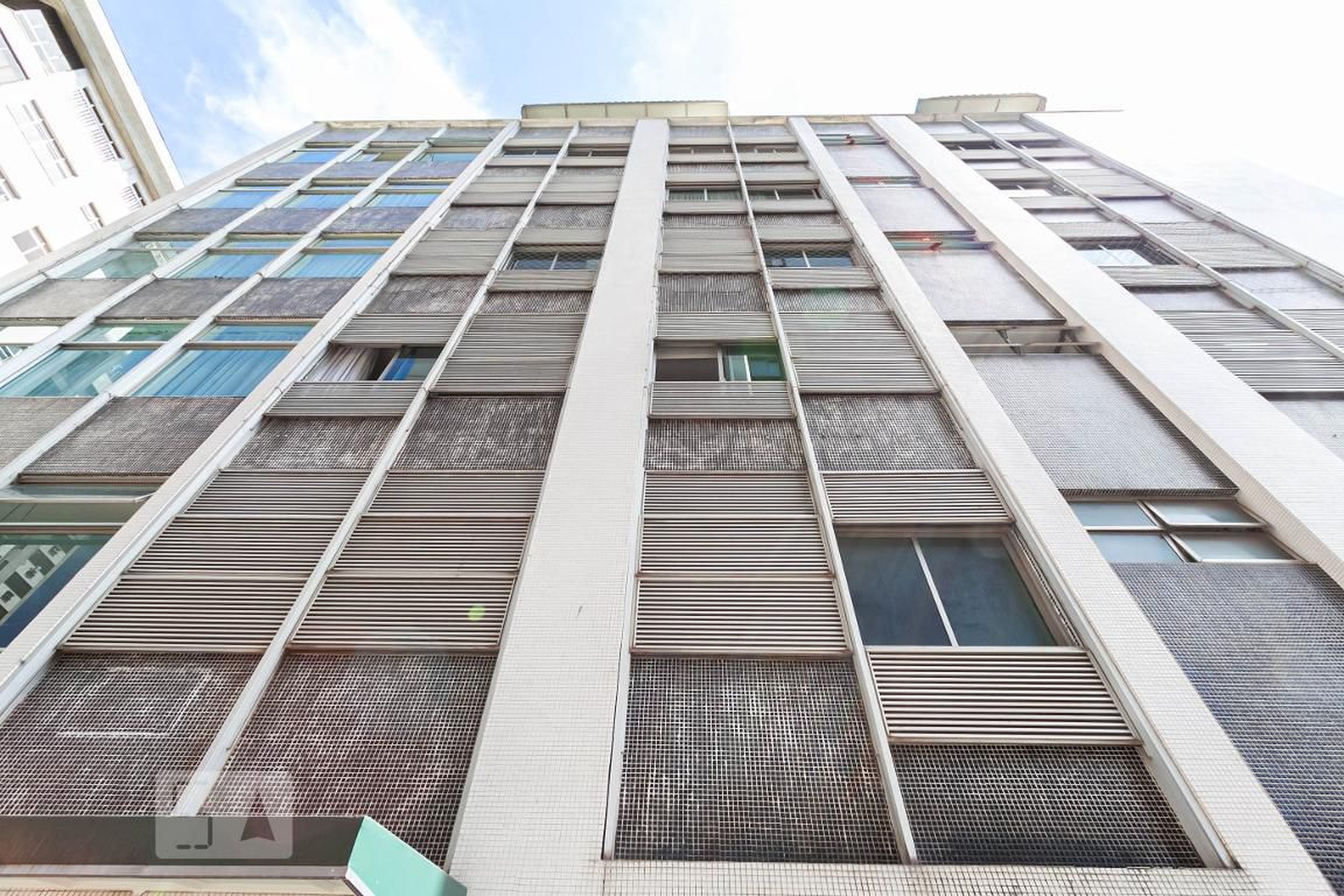 Fachada Condomínio em Rua Professor Antônio Aleixo, 157