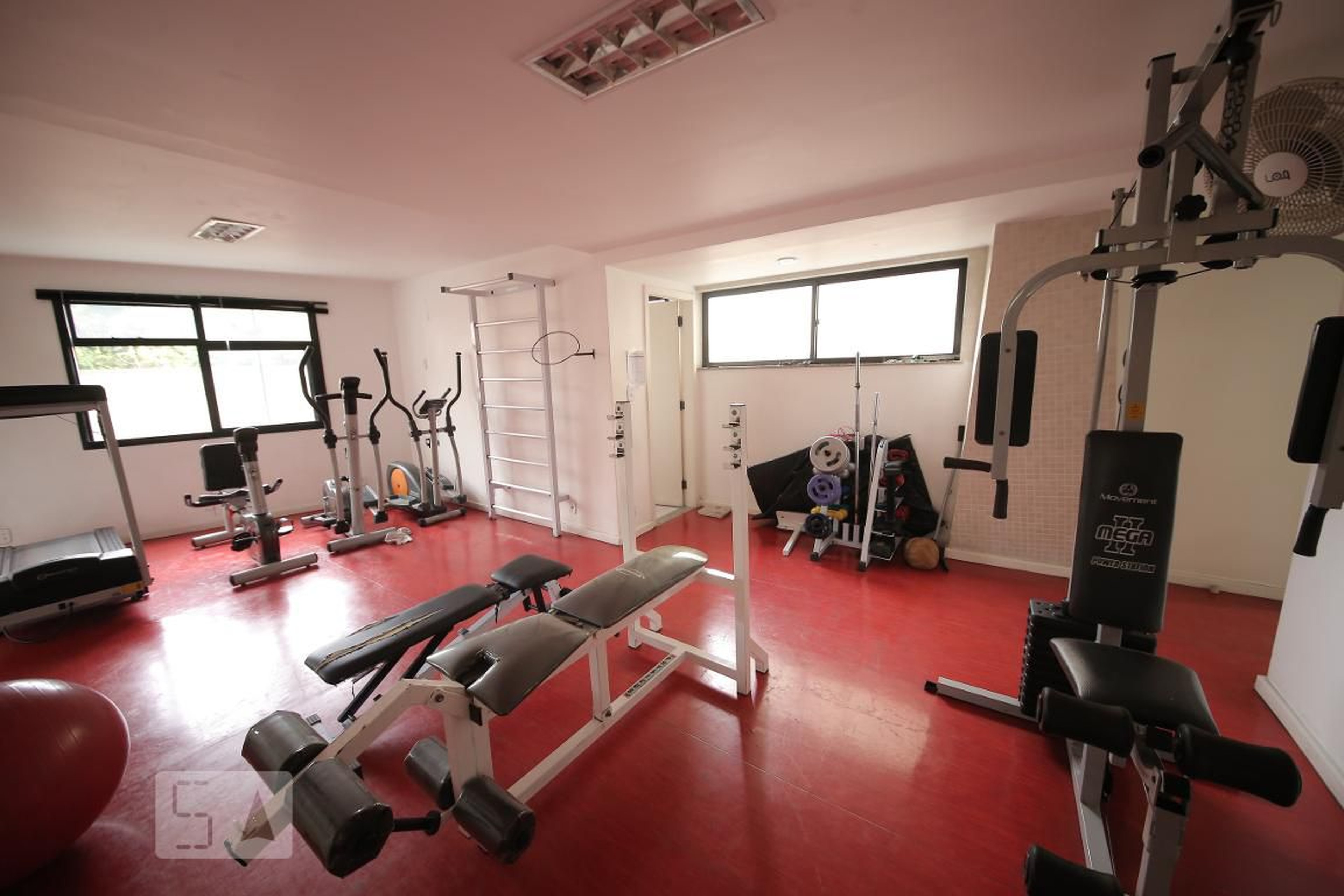 Academia Condomínio em Rua Edmundo March, 156