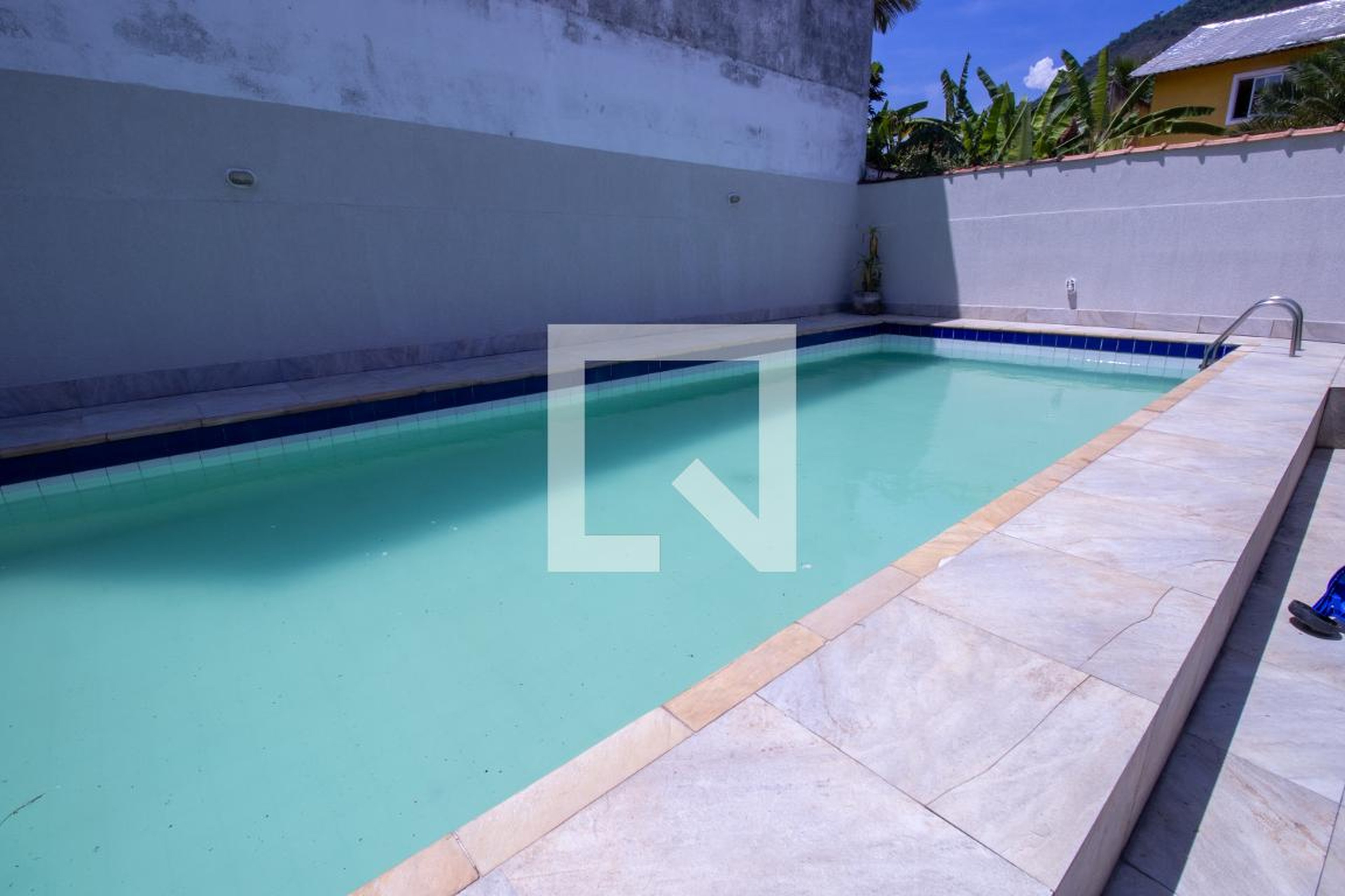 Piscina - Renascer