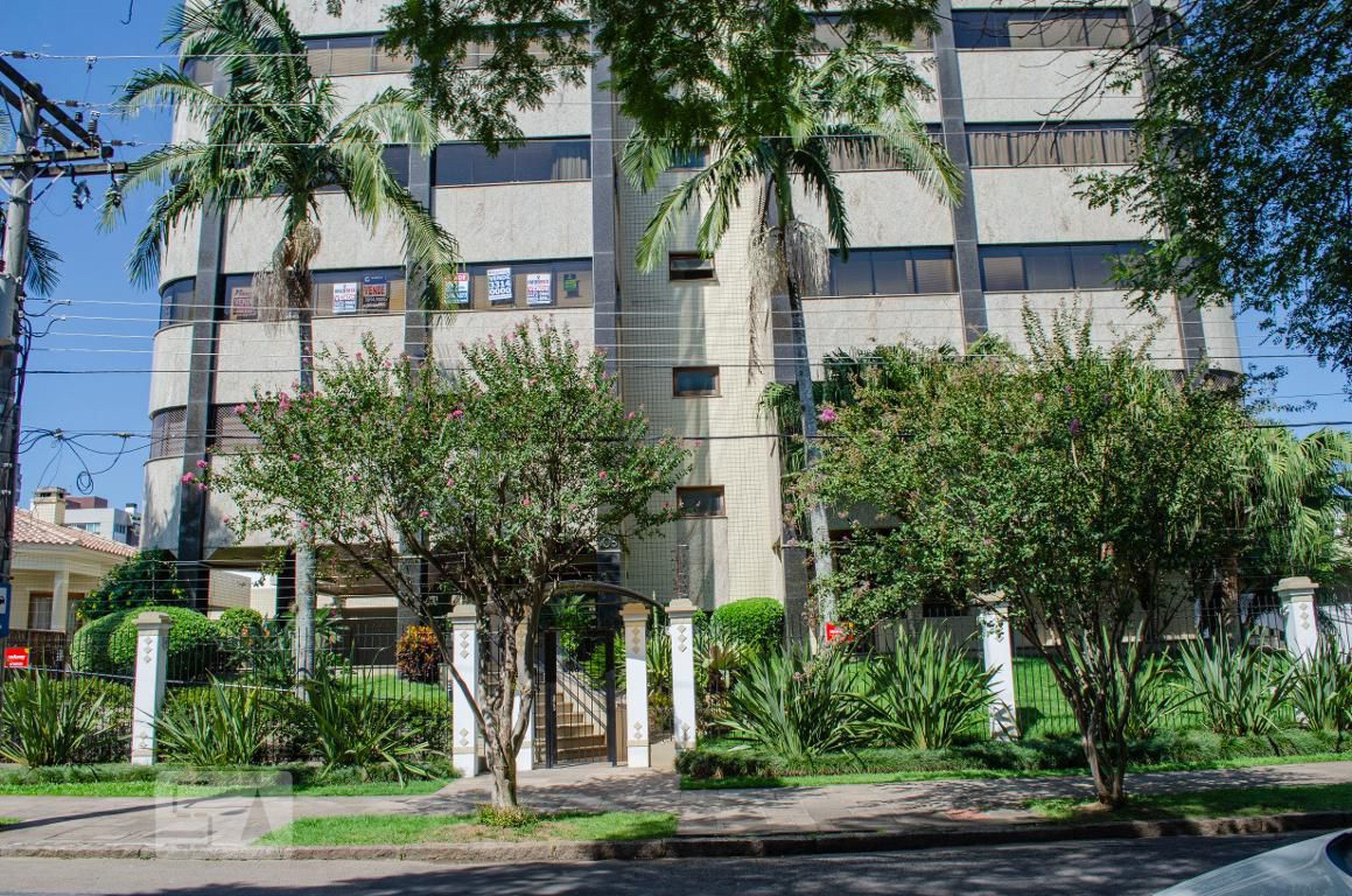 Fachada do Condomínio Condomínio Puerto Madryn