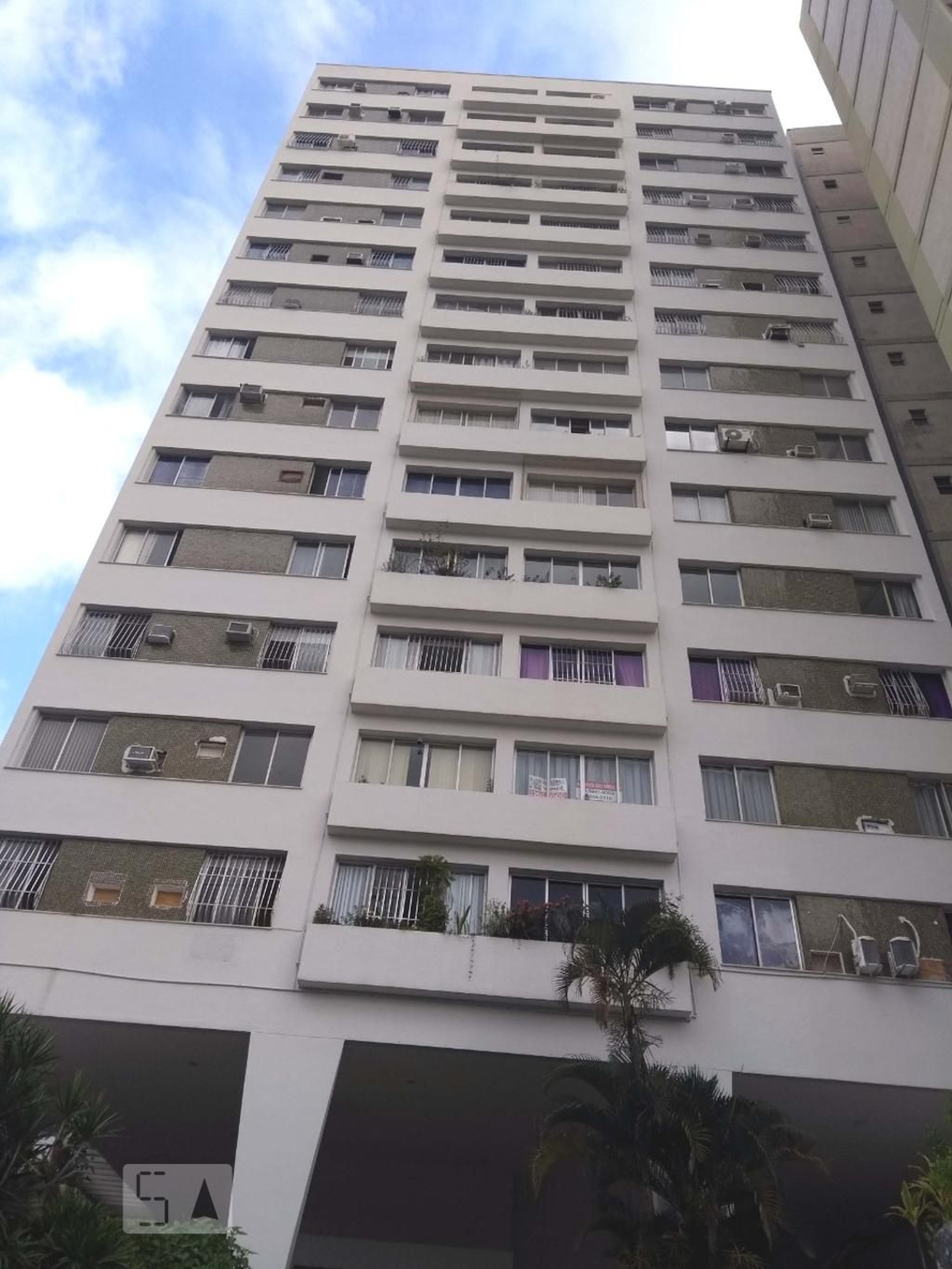 Fachada do Condomínio Condomínio Chácara Dora Wiederman