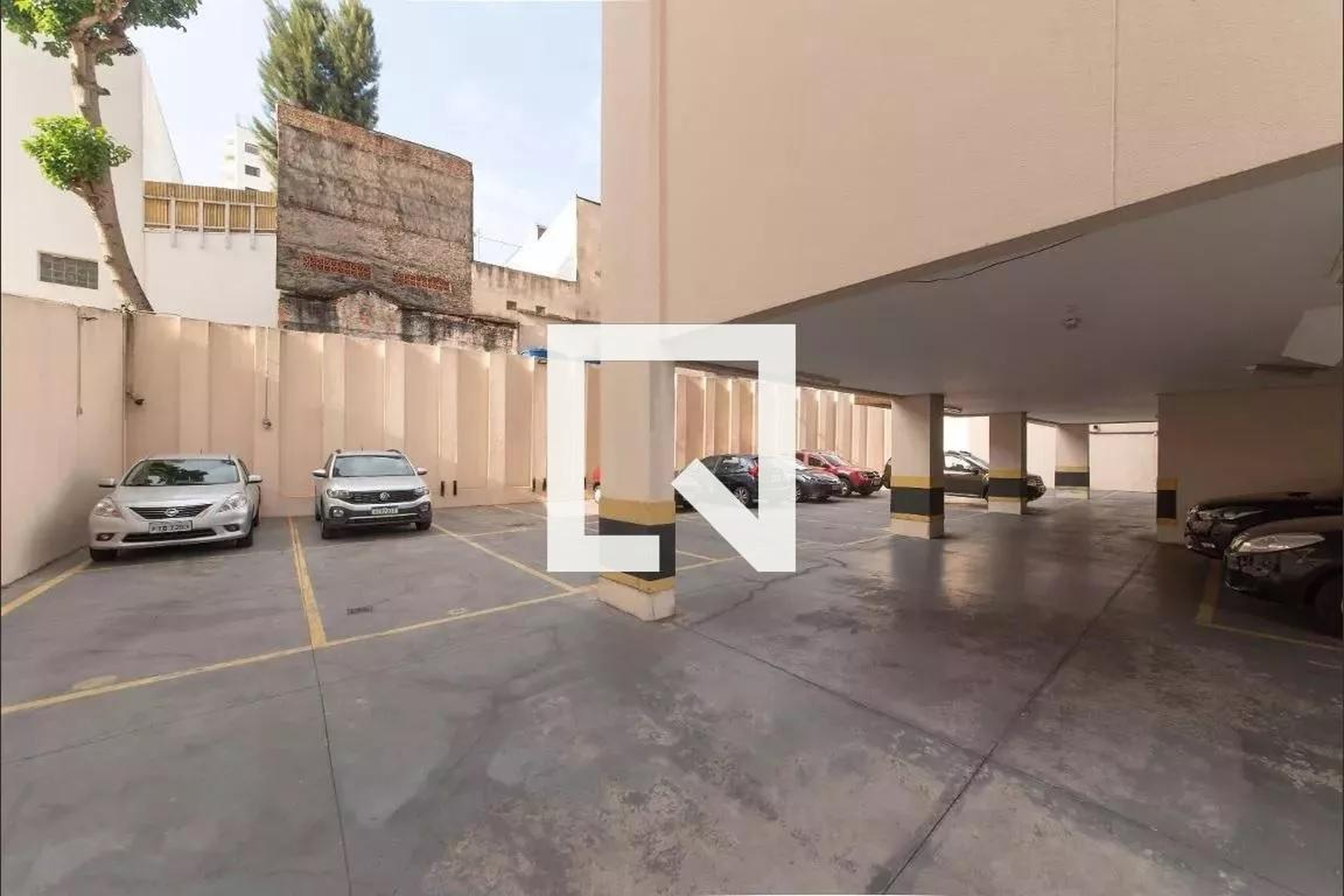 Estacionamento - Plaza de Castillia