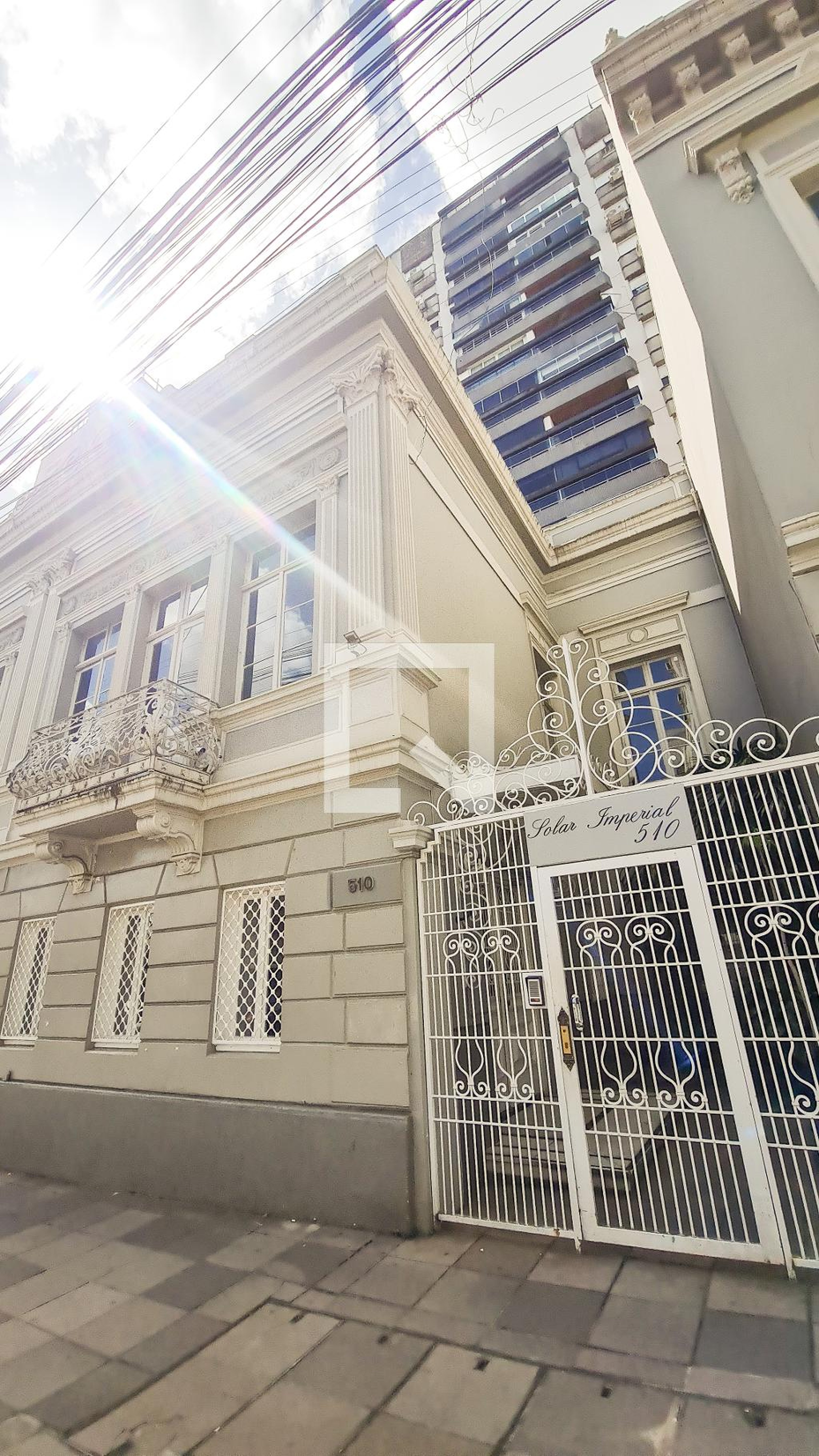 Fachada do Condomínio Edifício Solar Imperial