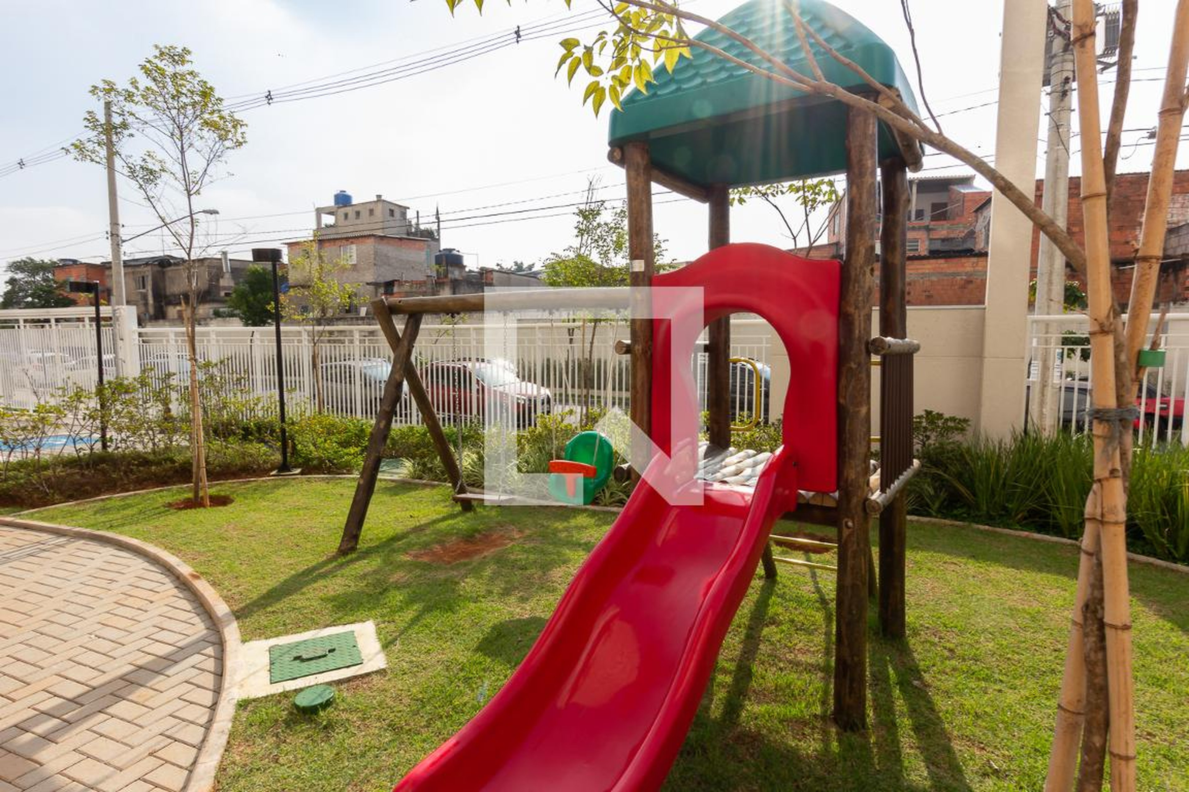 Playground - Barra Viva 2  Felicidade