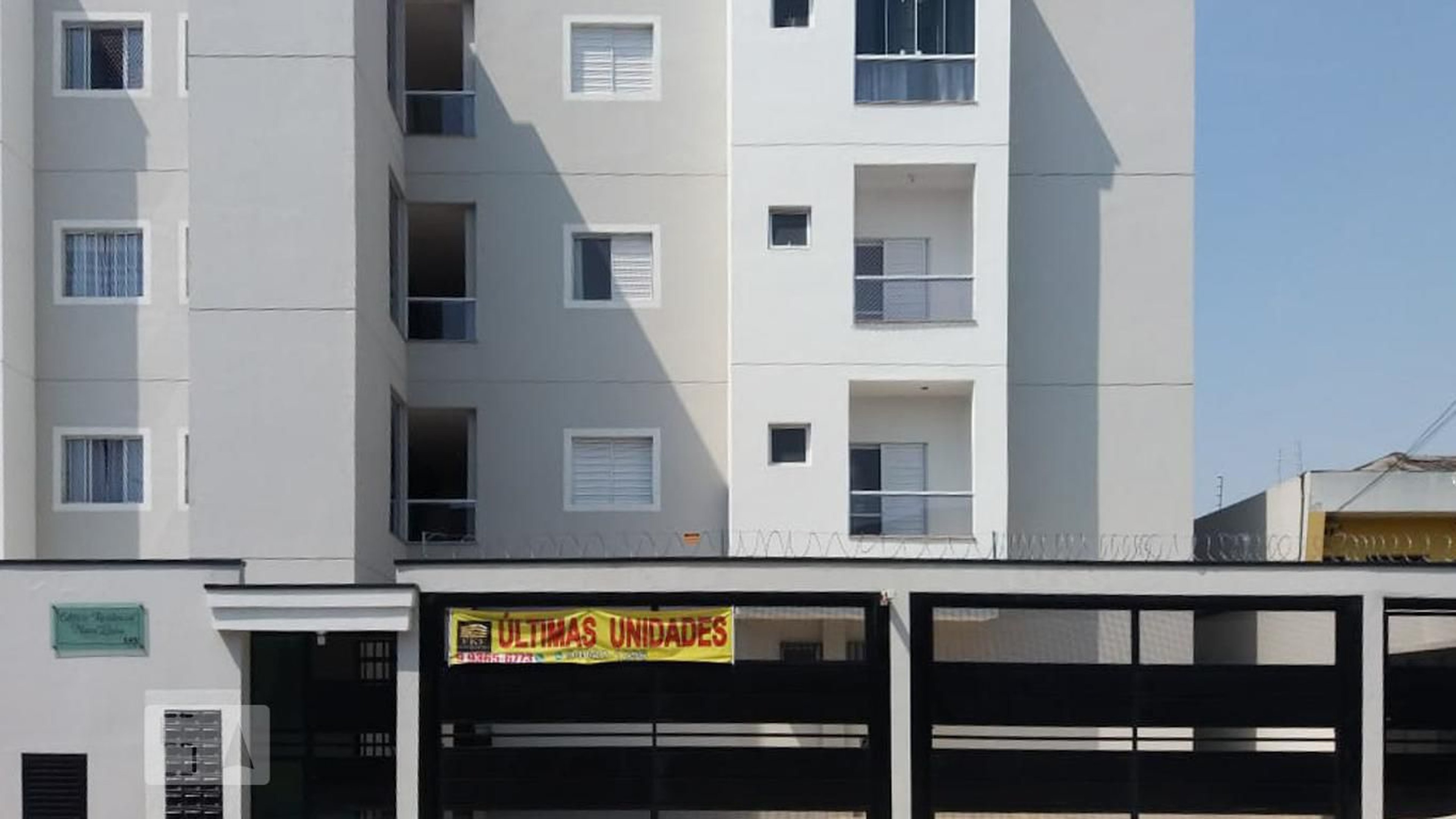 Fachada do Condomínio Condomínio Maria Luiza