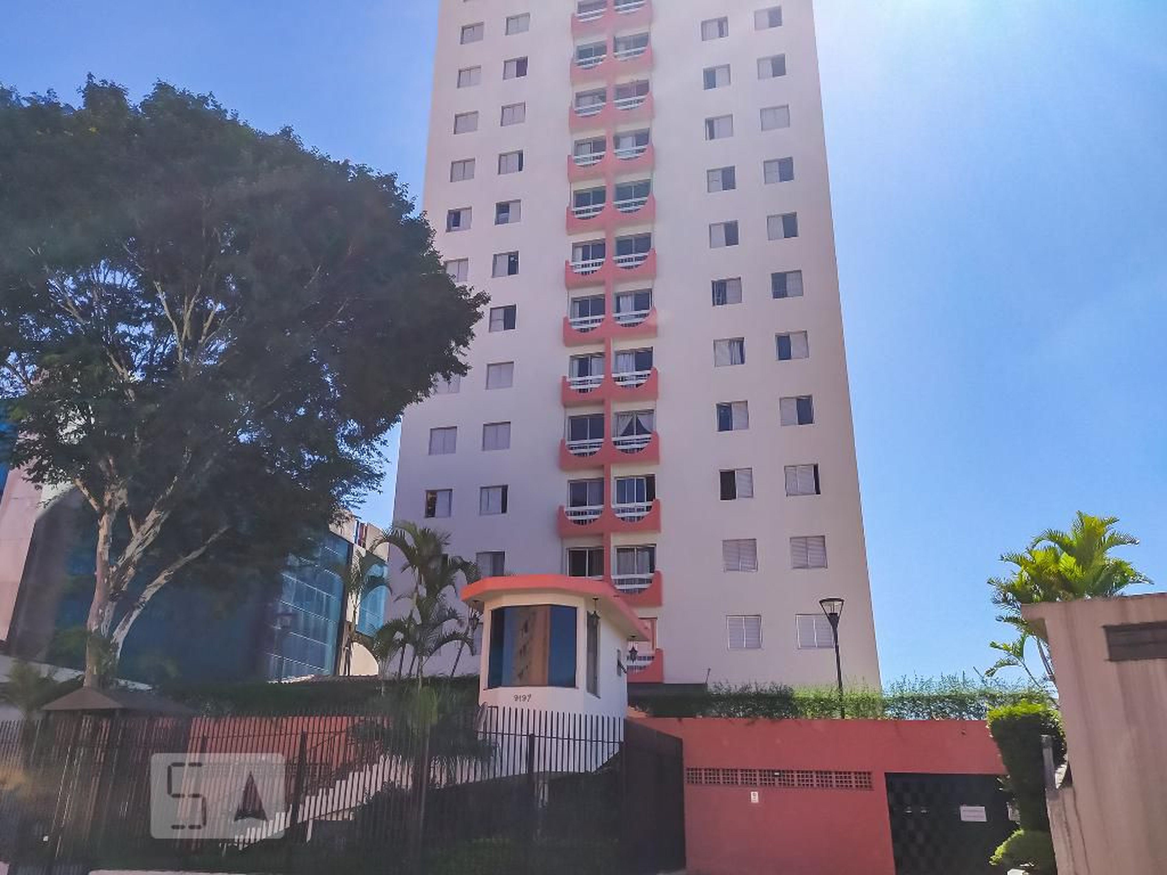 Fachada Condomínio em Rua Vergueiro, 9697