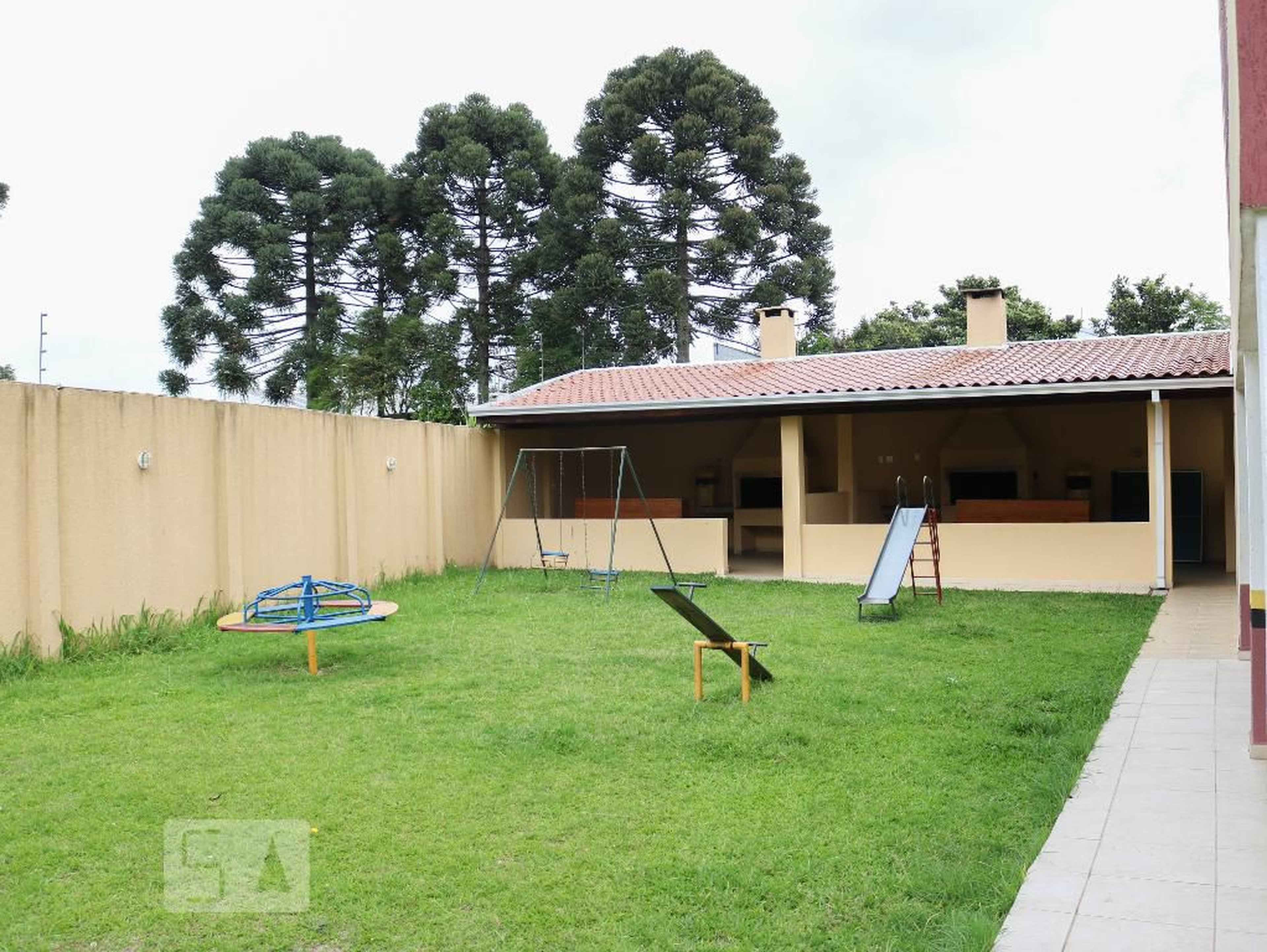 Playground - Montes Mackenzie