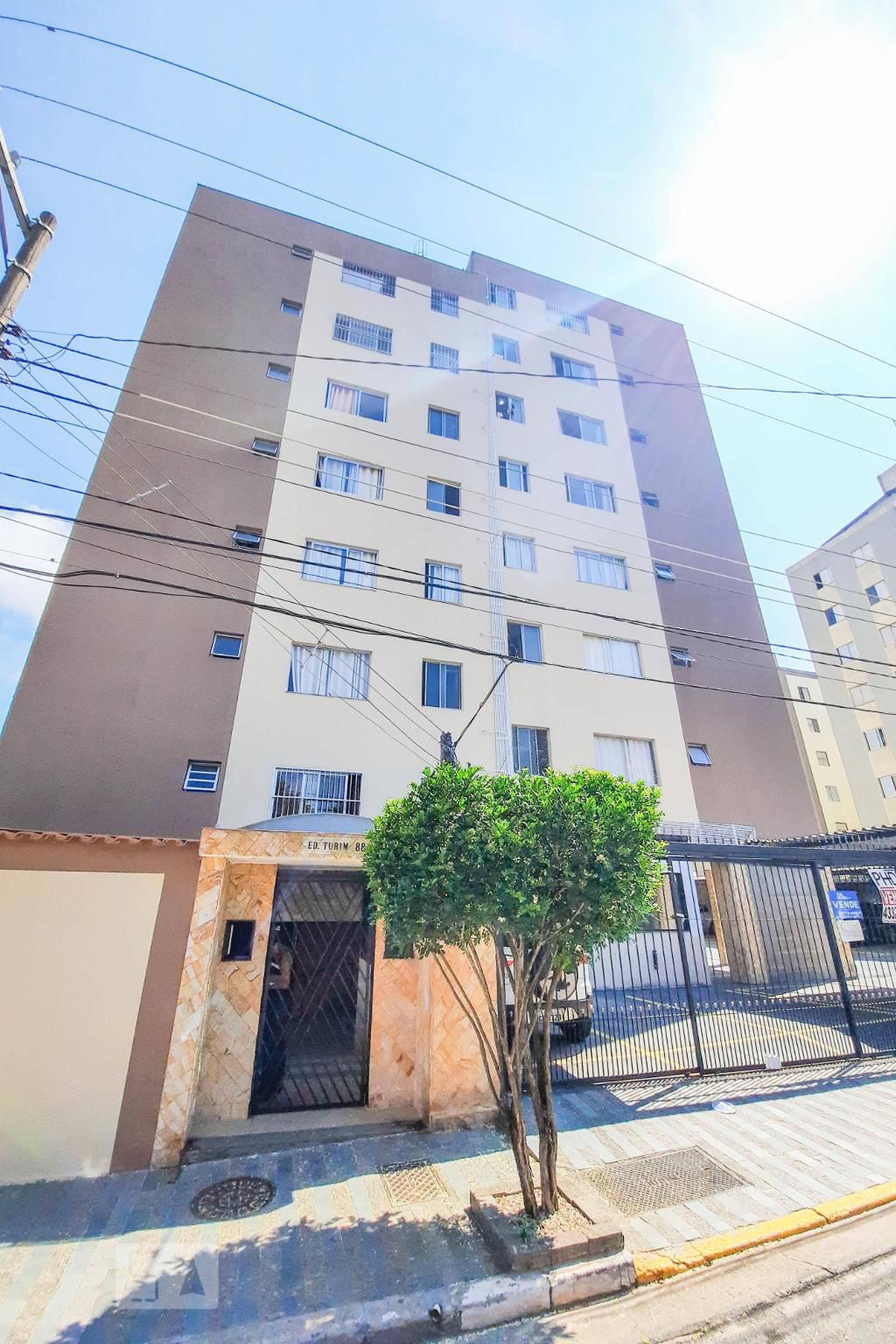 Fachada do Condomínio Condomínio Turim