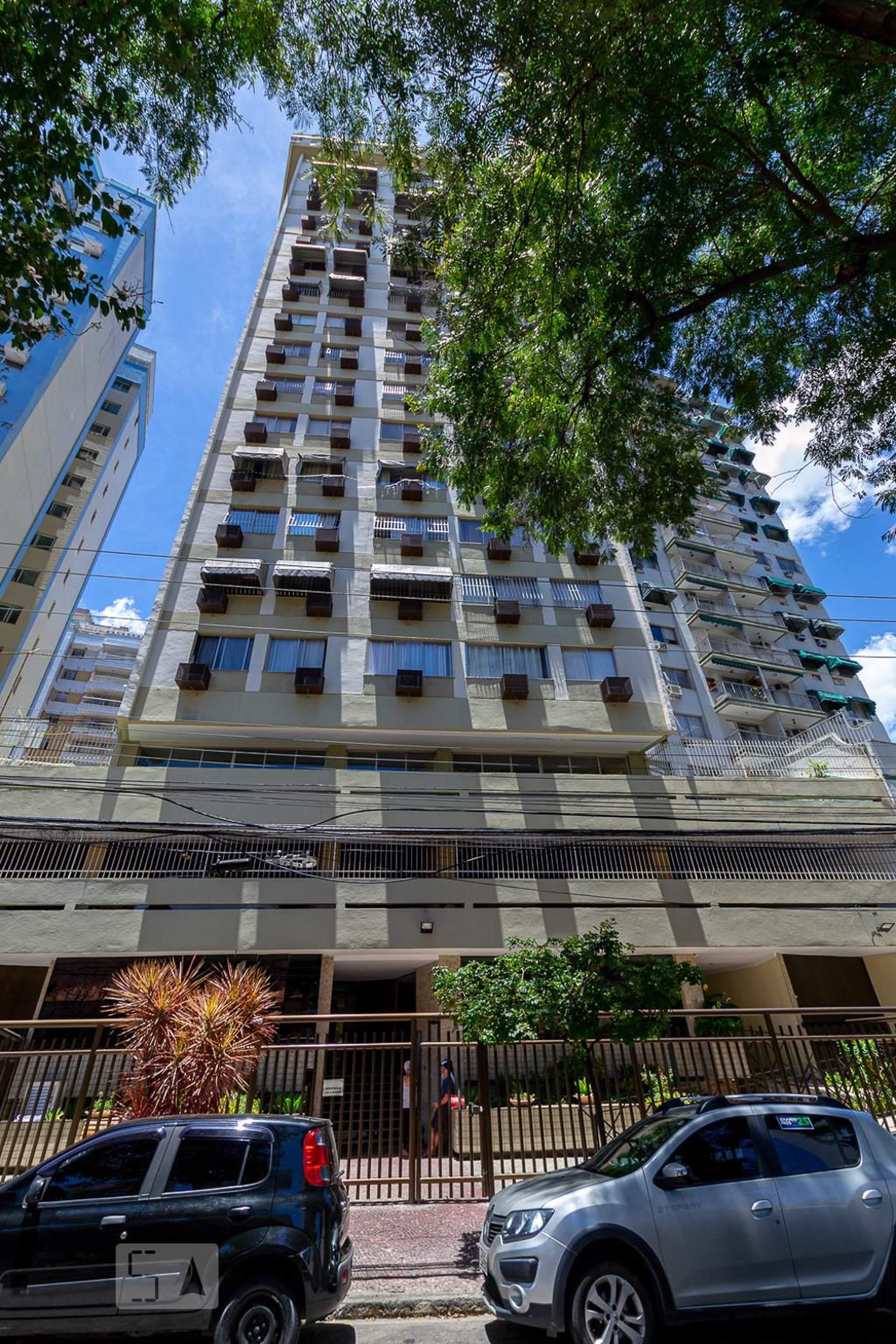 Fachada do Prédio Condomínio Visconde de Parati