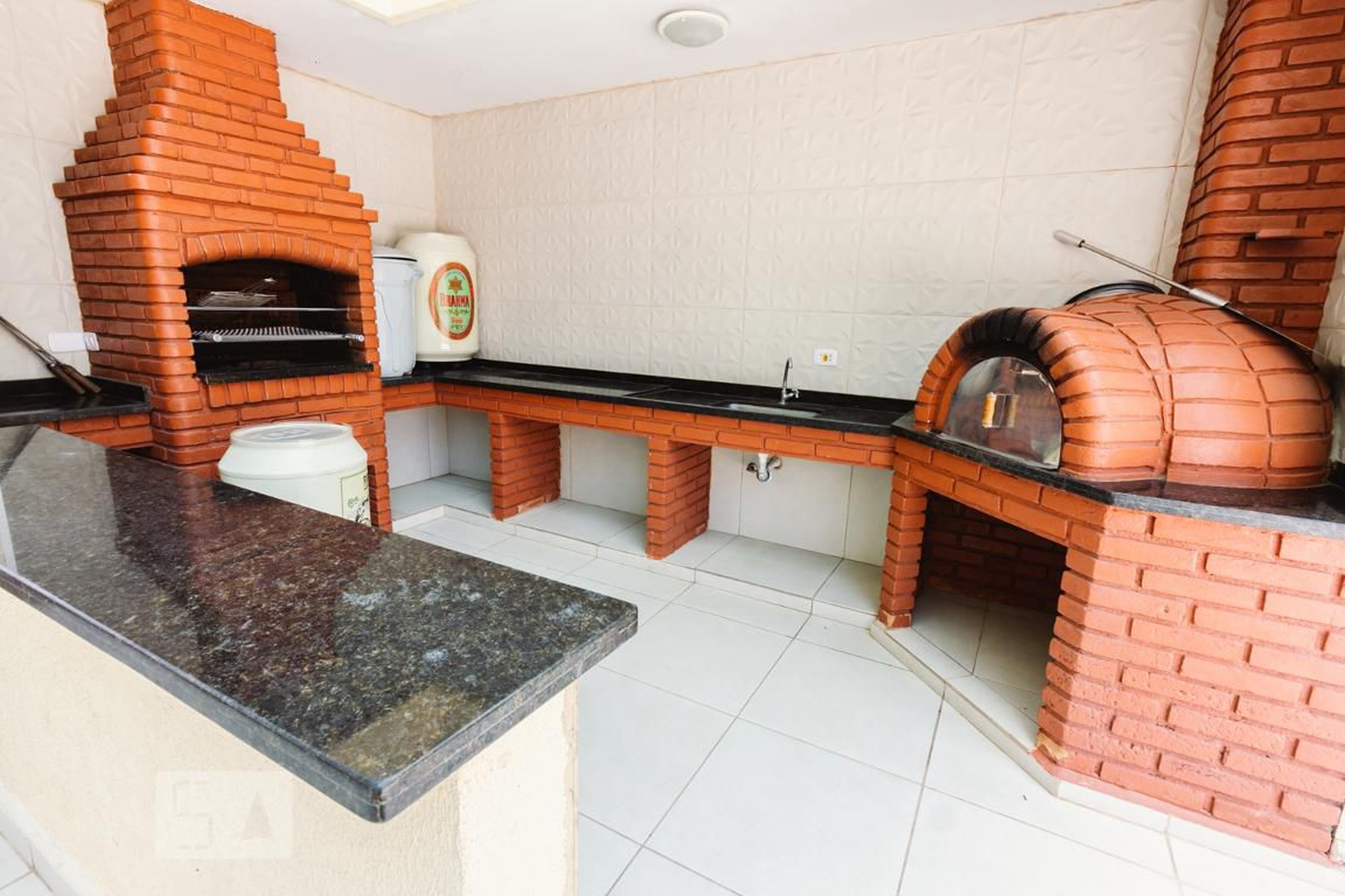 Churrasqueira - Aria Vila Romana