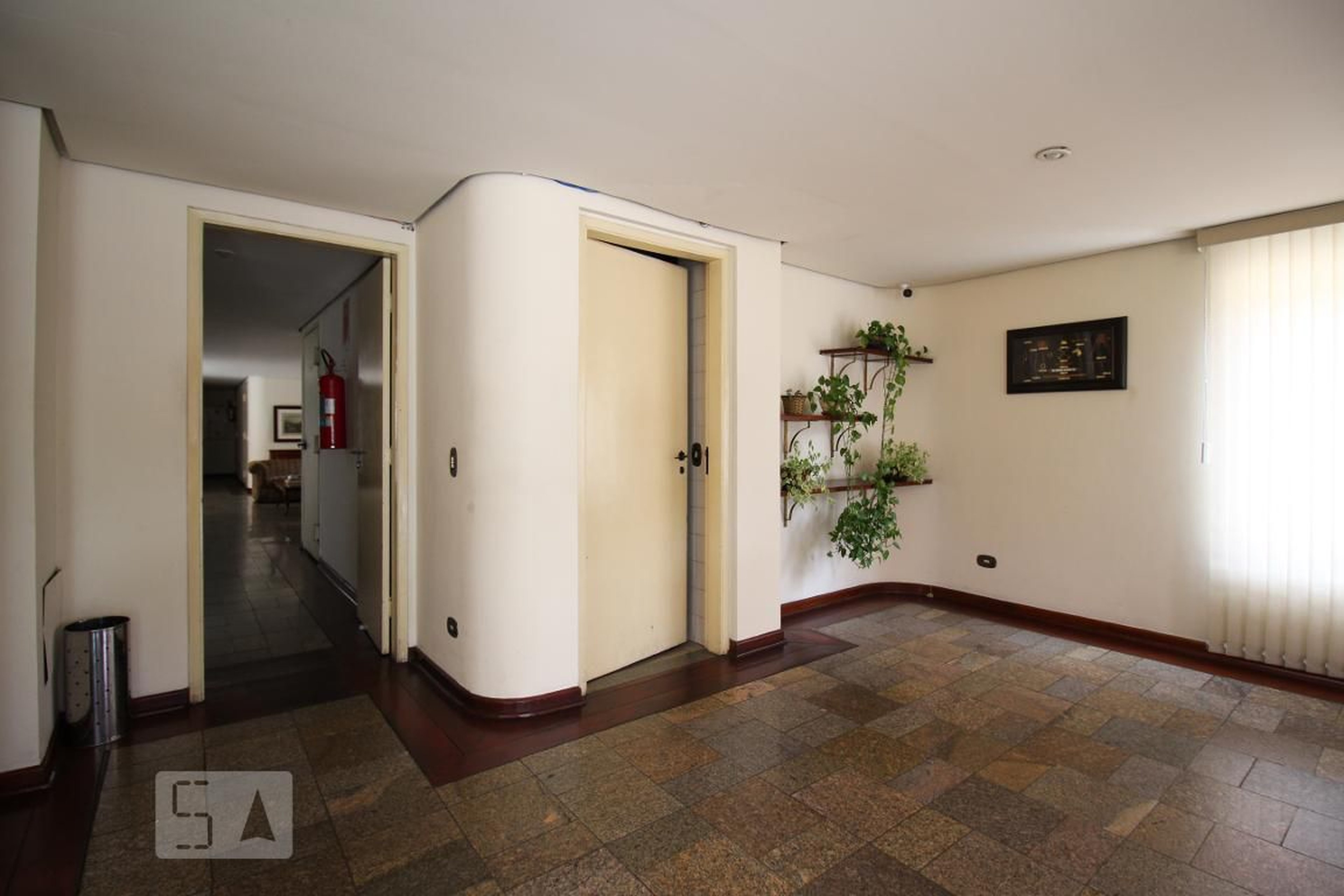 Hall de Entrada - Costa Esmeralda