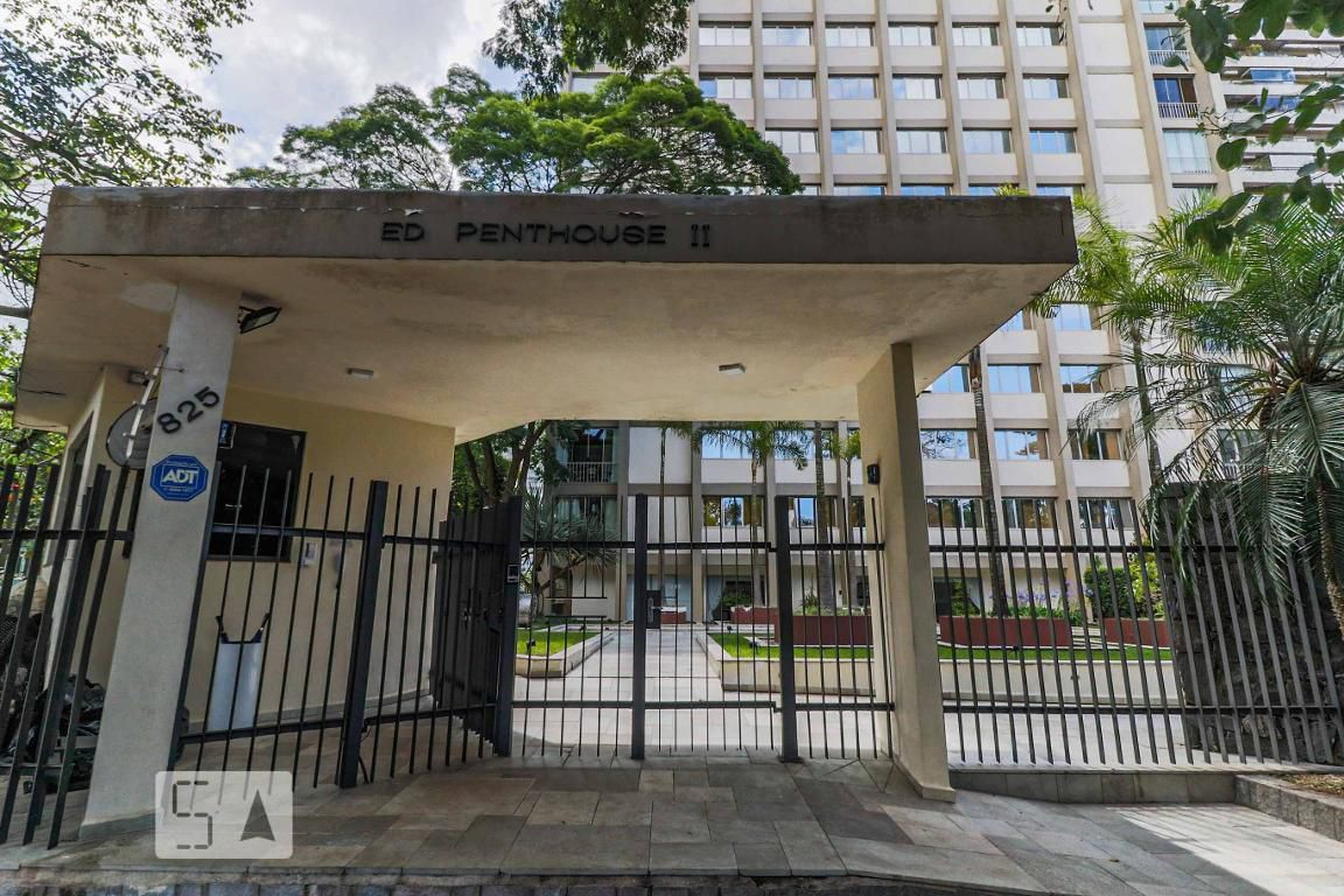 Prédio Condomínio Pent House II