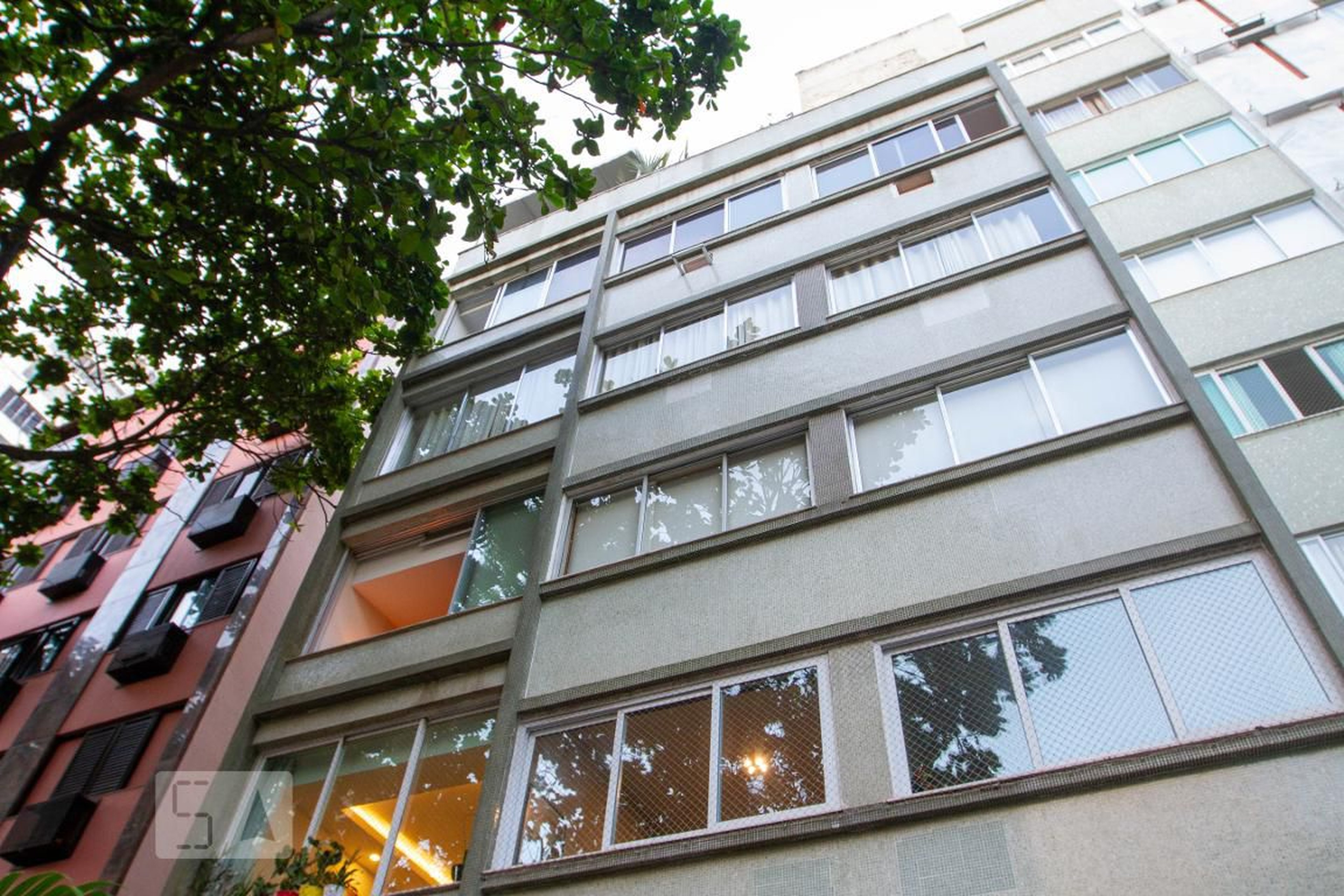 Fachada do Prédio Edificio Canavial