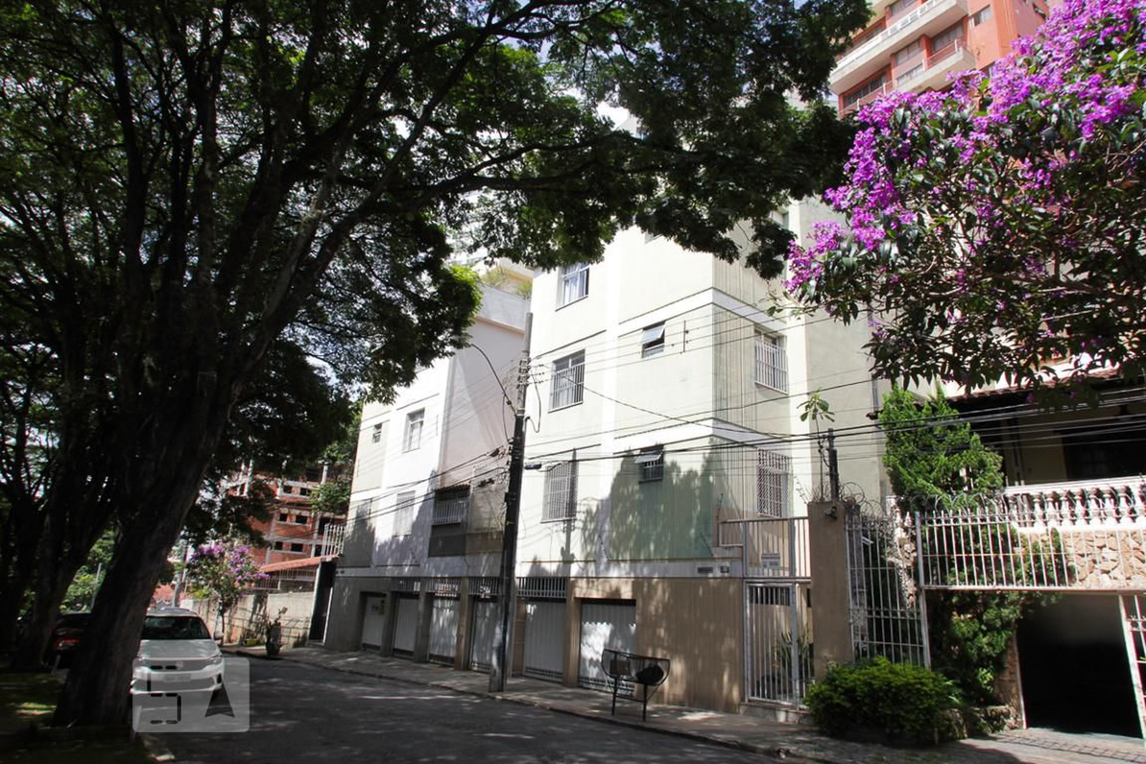 Fachada Condomínio em Rua Doutor Sette Câmara, 225