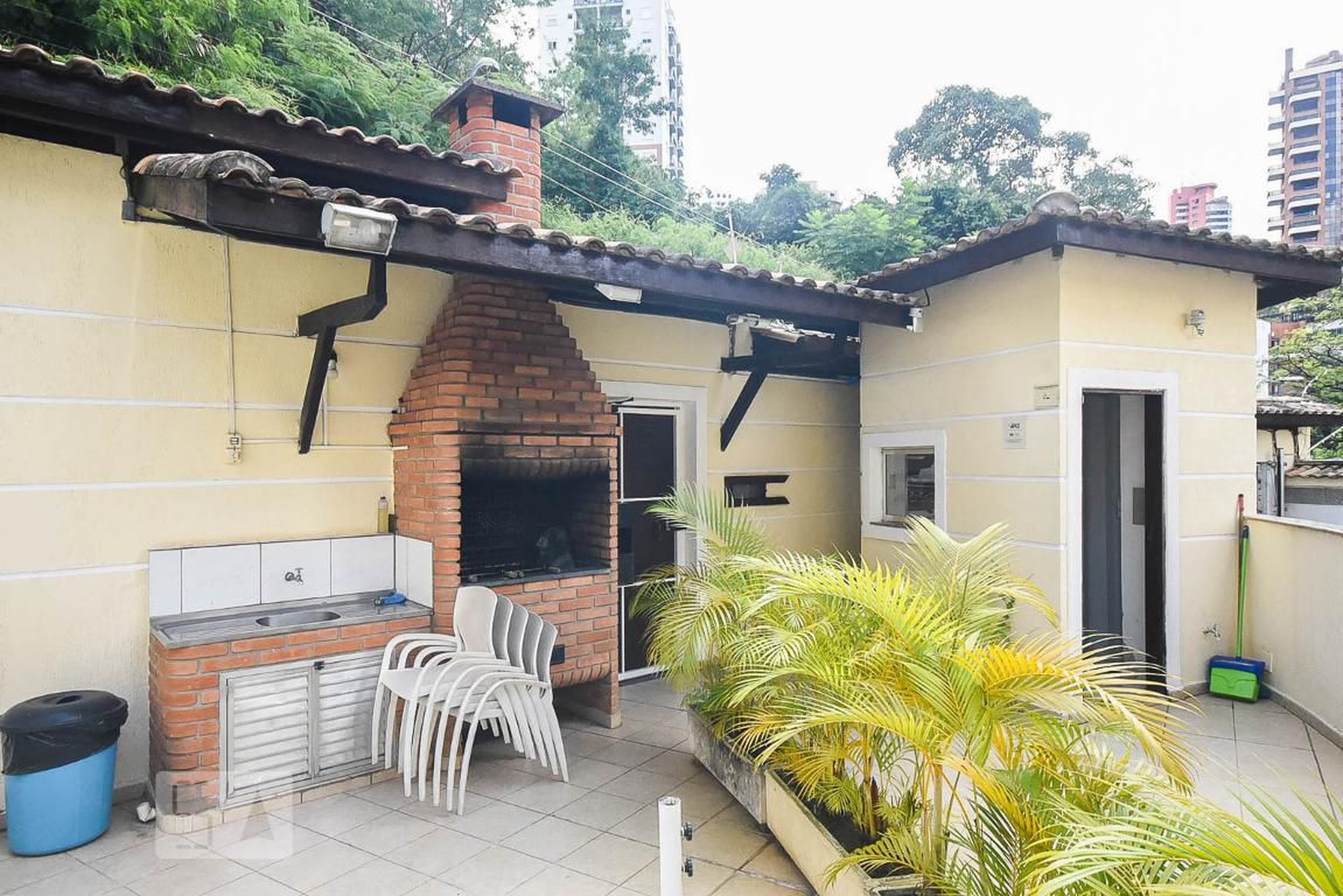 Churrasqueira - Vila Jardim Sul