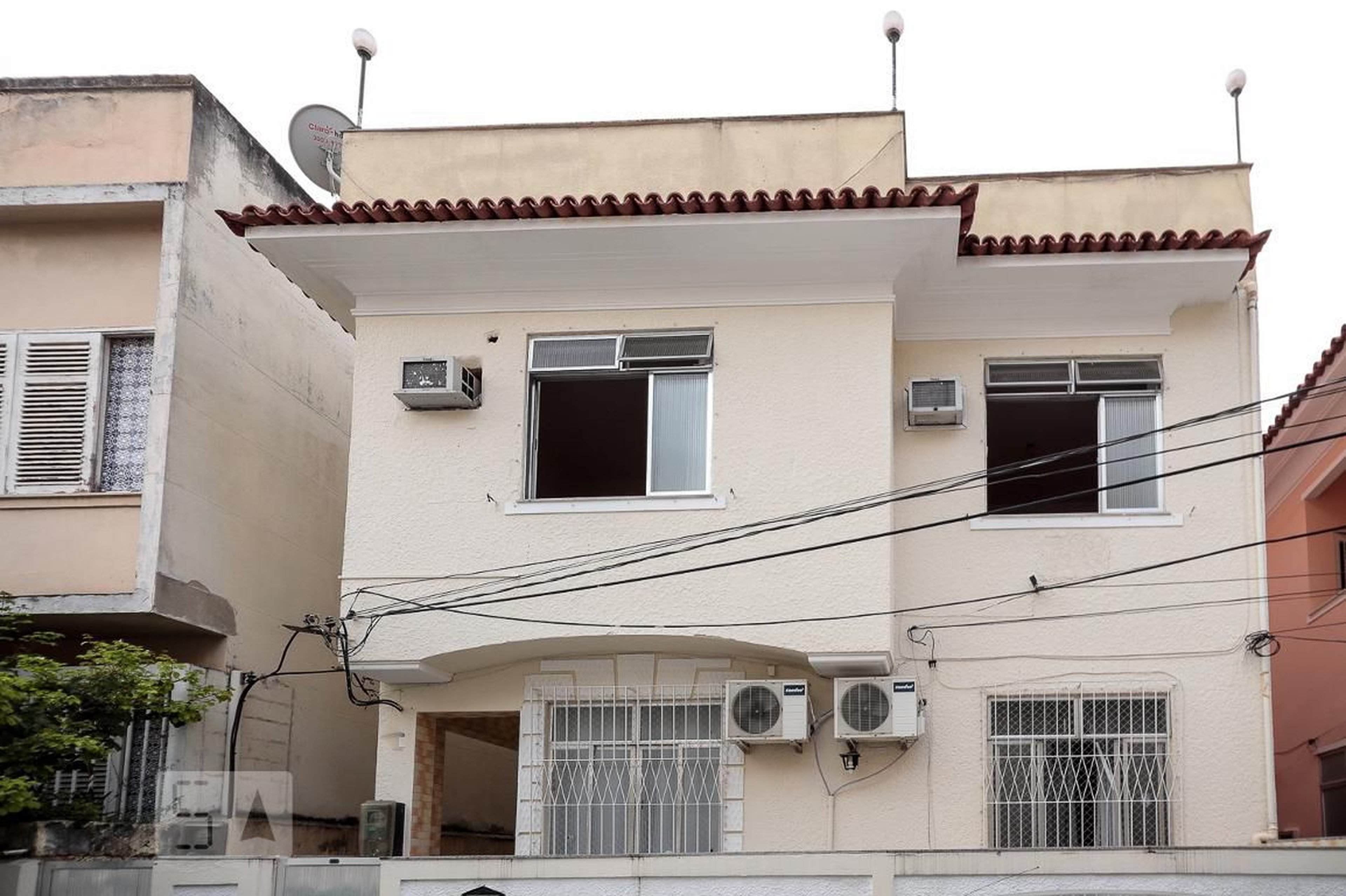 Fachada Condomínio em Travessa Alfredo Botelho, 76