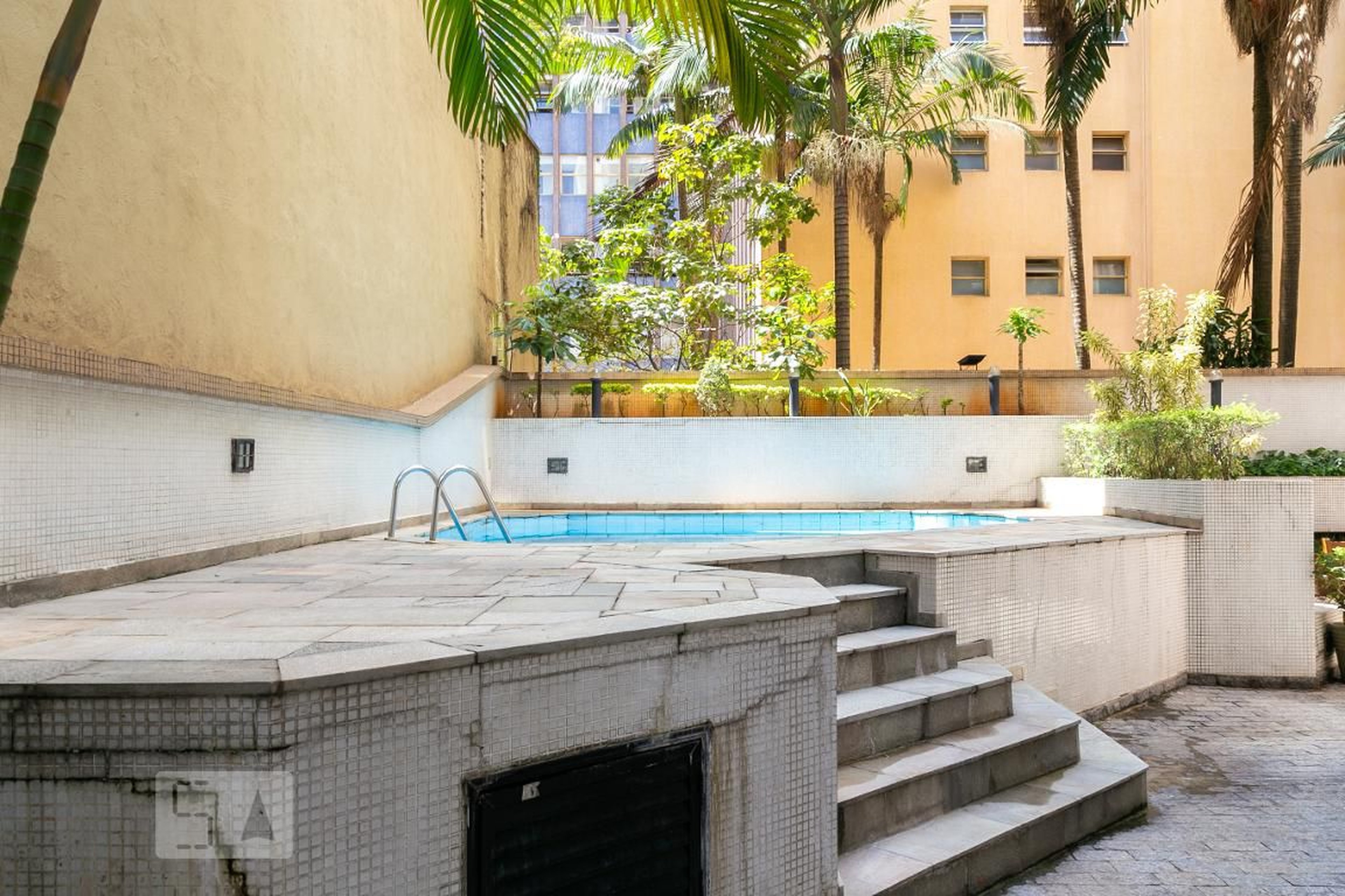 Piscina - Queen Julie