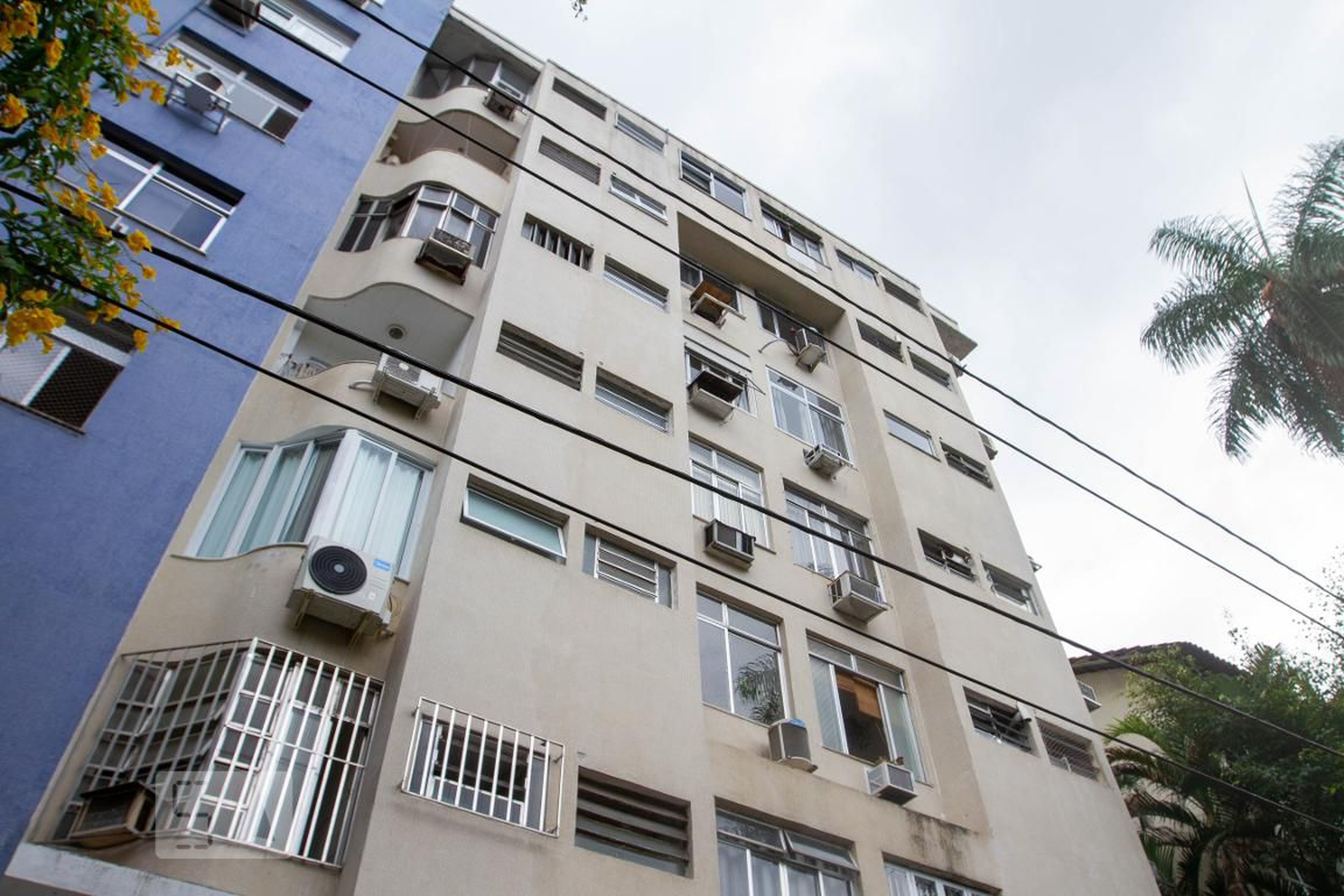 Fachada do Prédio Condomínio Ana Capri