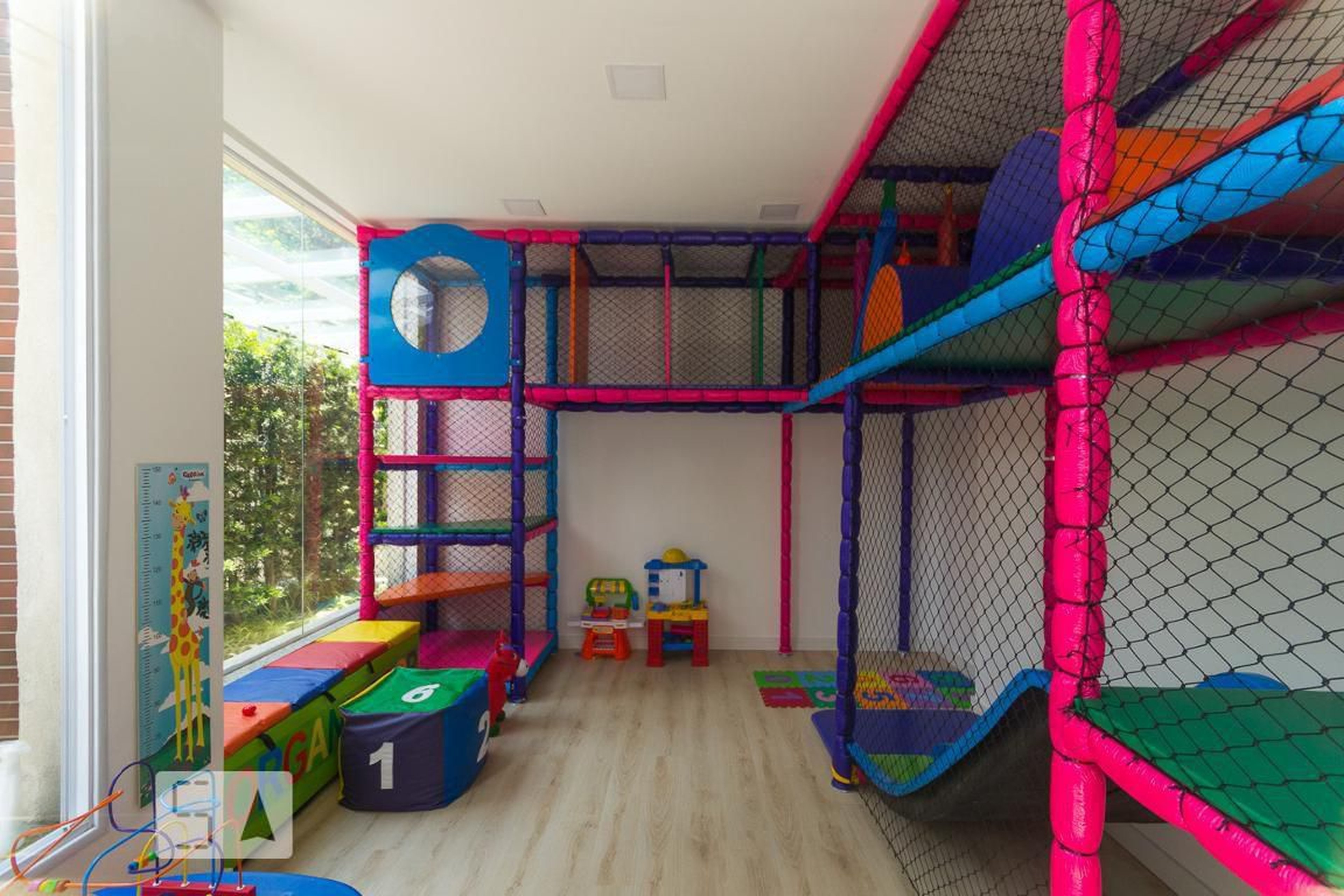 Playground - PARALELO VILA MARIANA