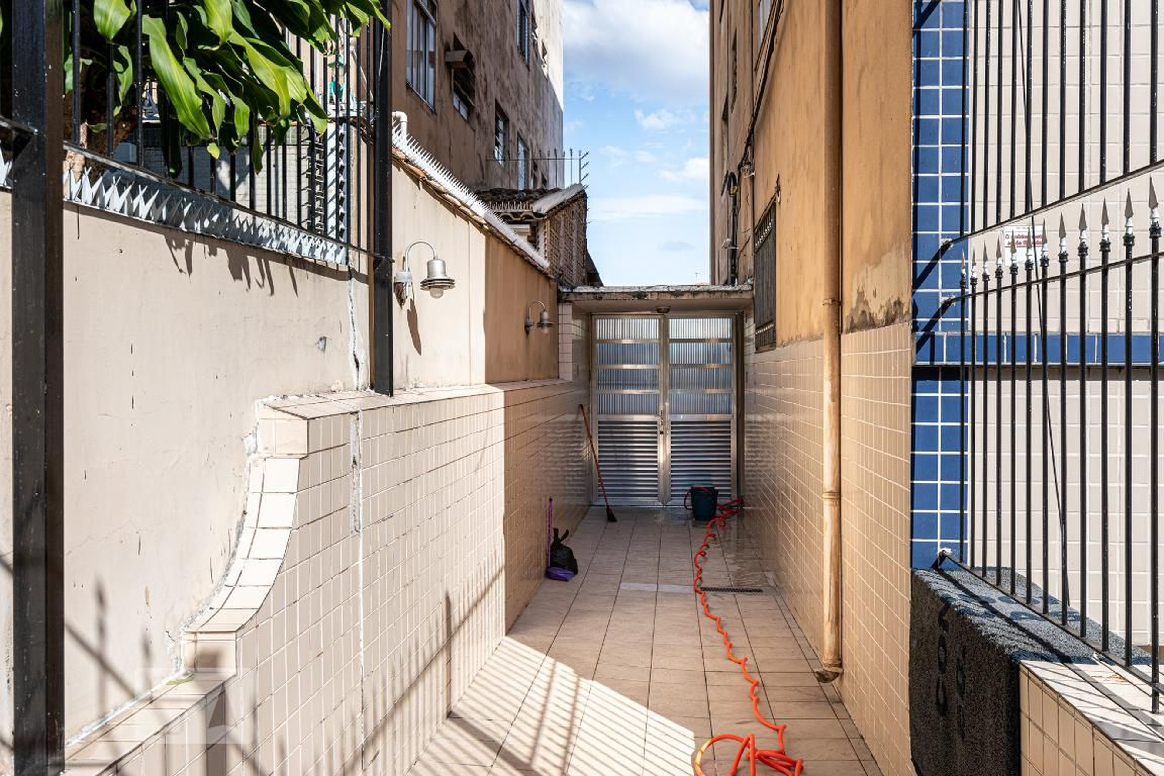 Entrada do Prédio - Edifício Vasquez