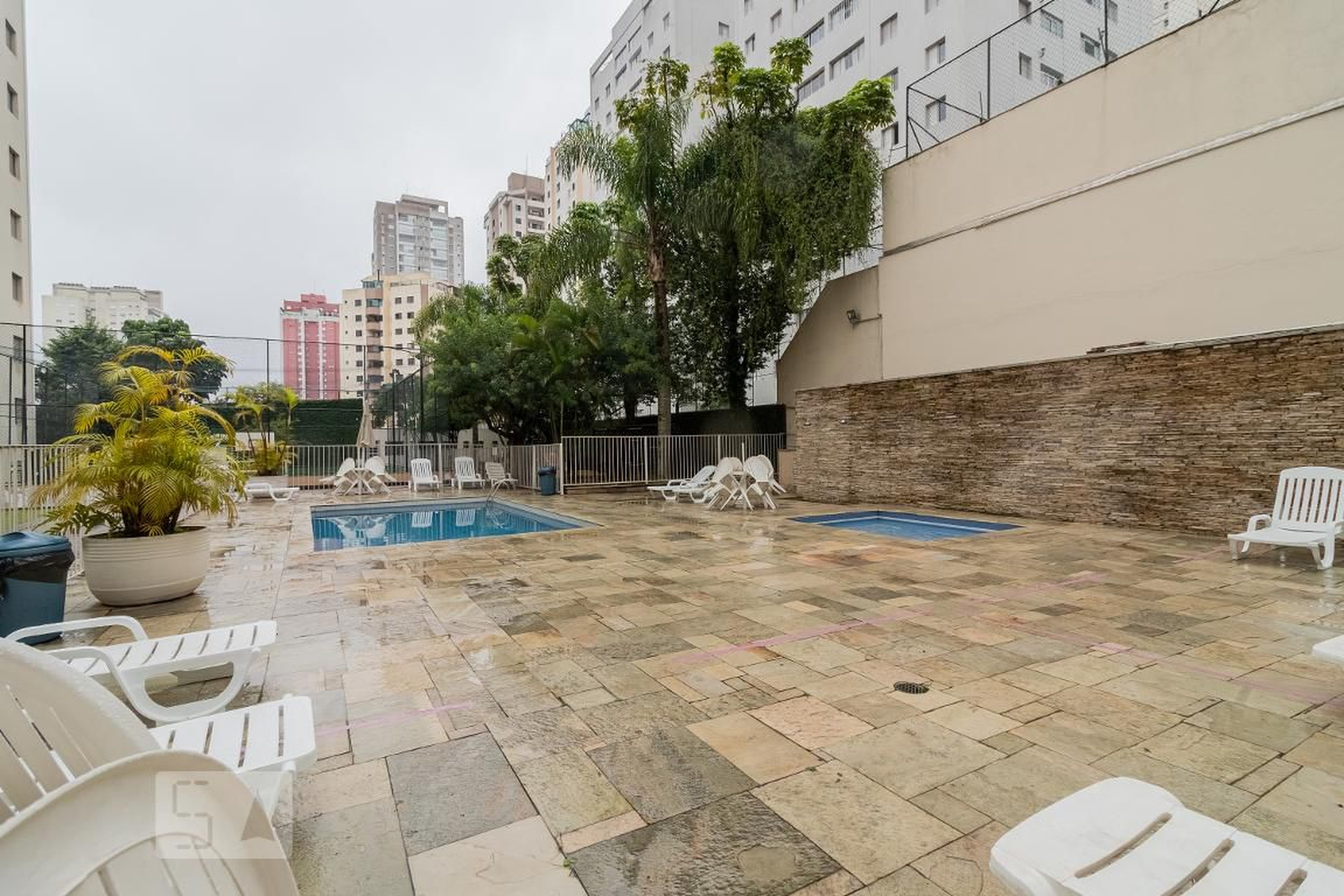 Piscina - Parc Saint Michel