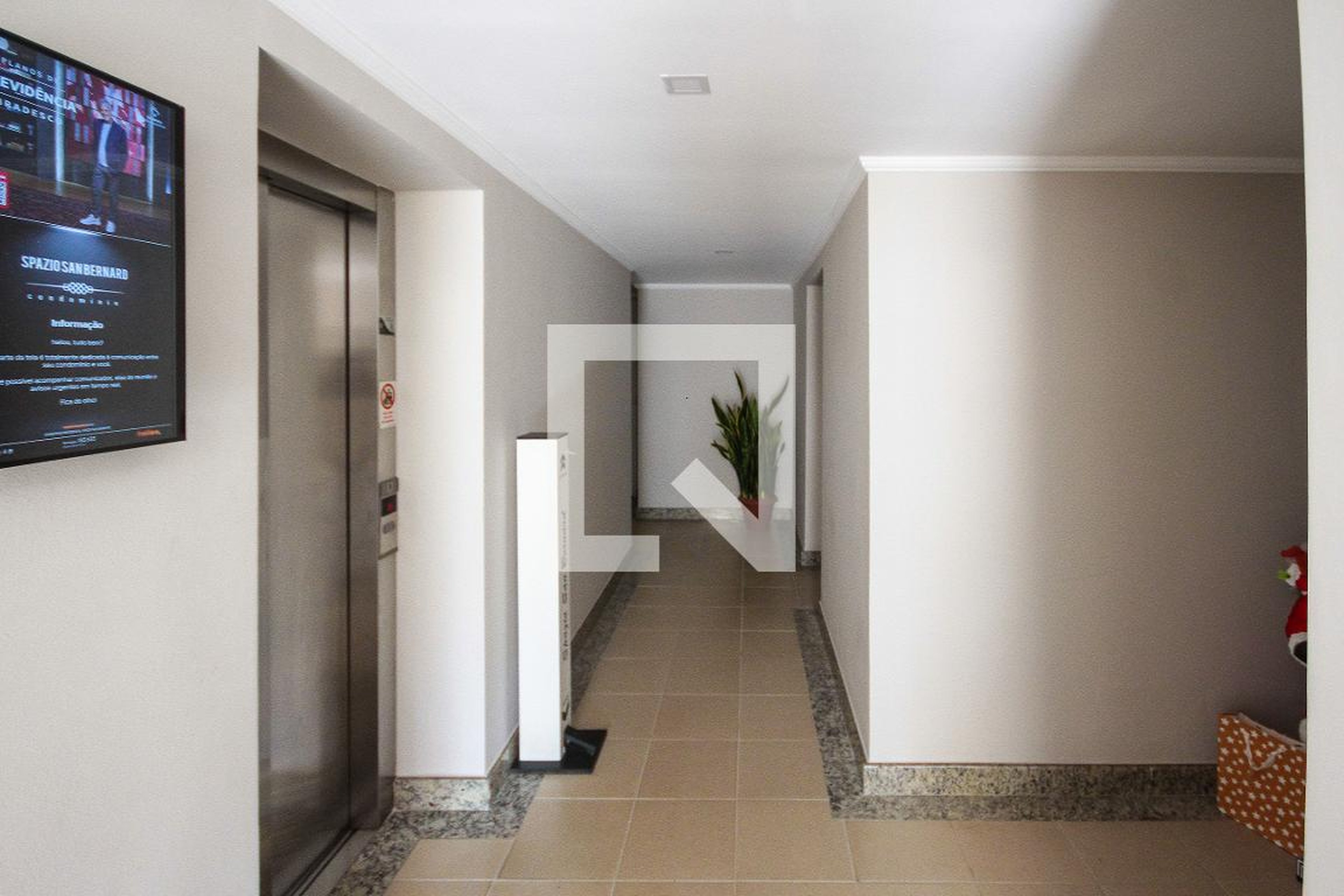 Hall - SPAZIO SAN BERNARD