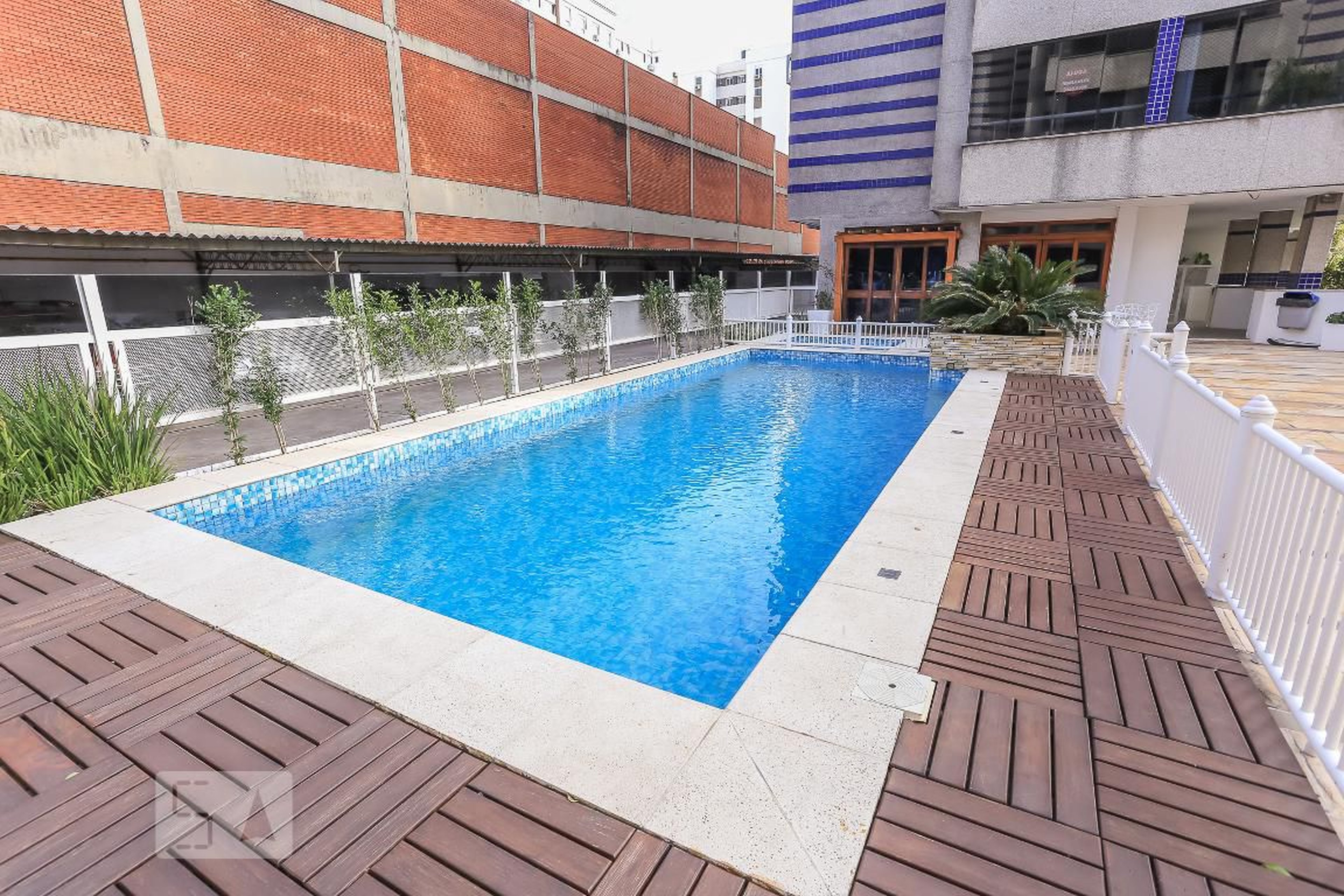 Piscina - Principado de Mônaco