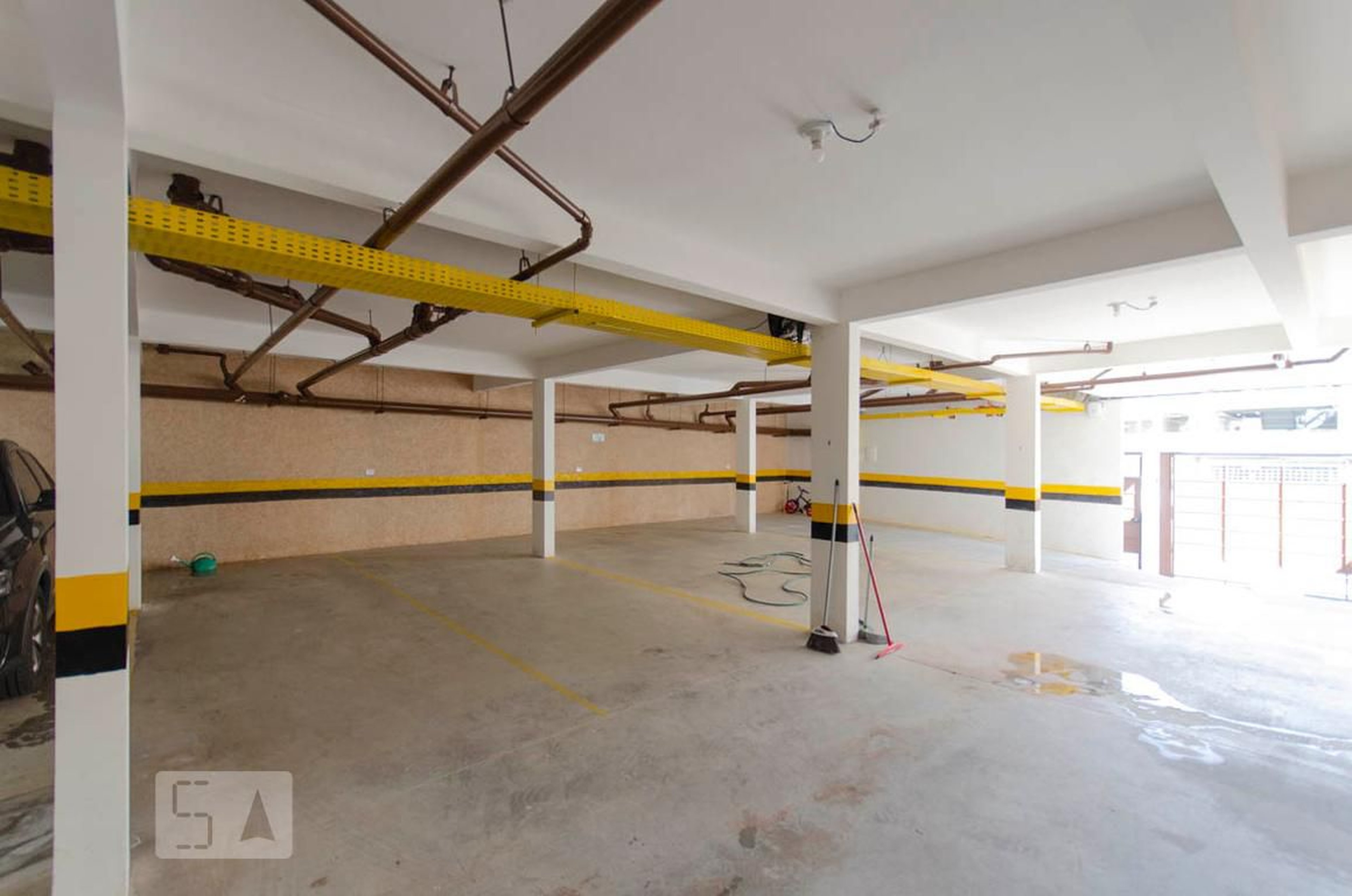 Estacionamento - Residencial Gaspar da Silva