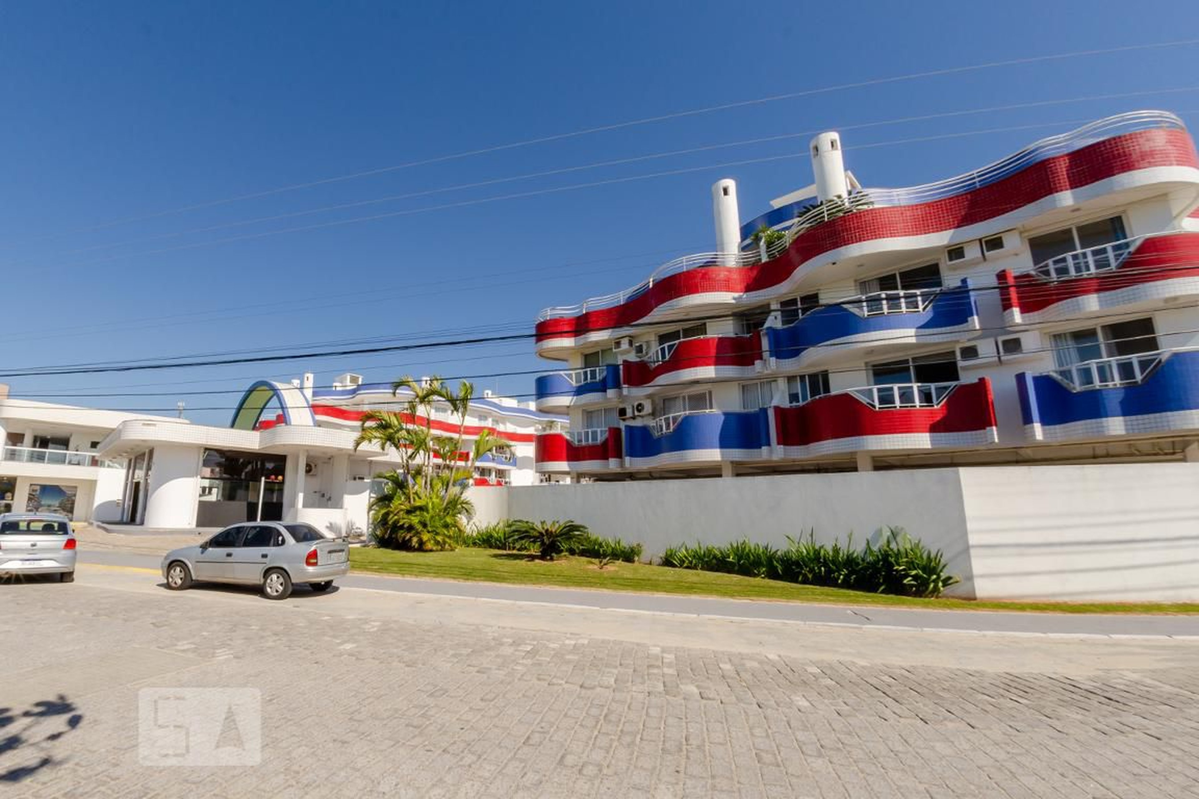 Fachada Condomínio Ingleses Holiday Resort
