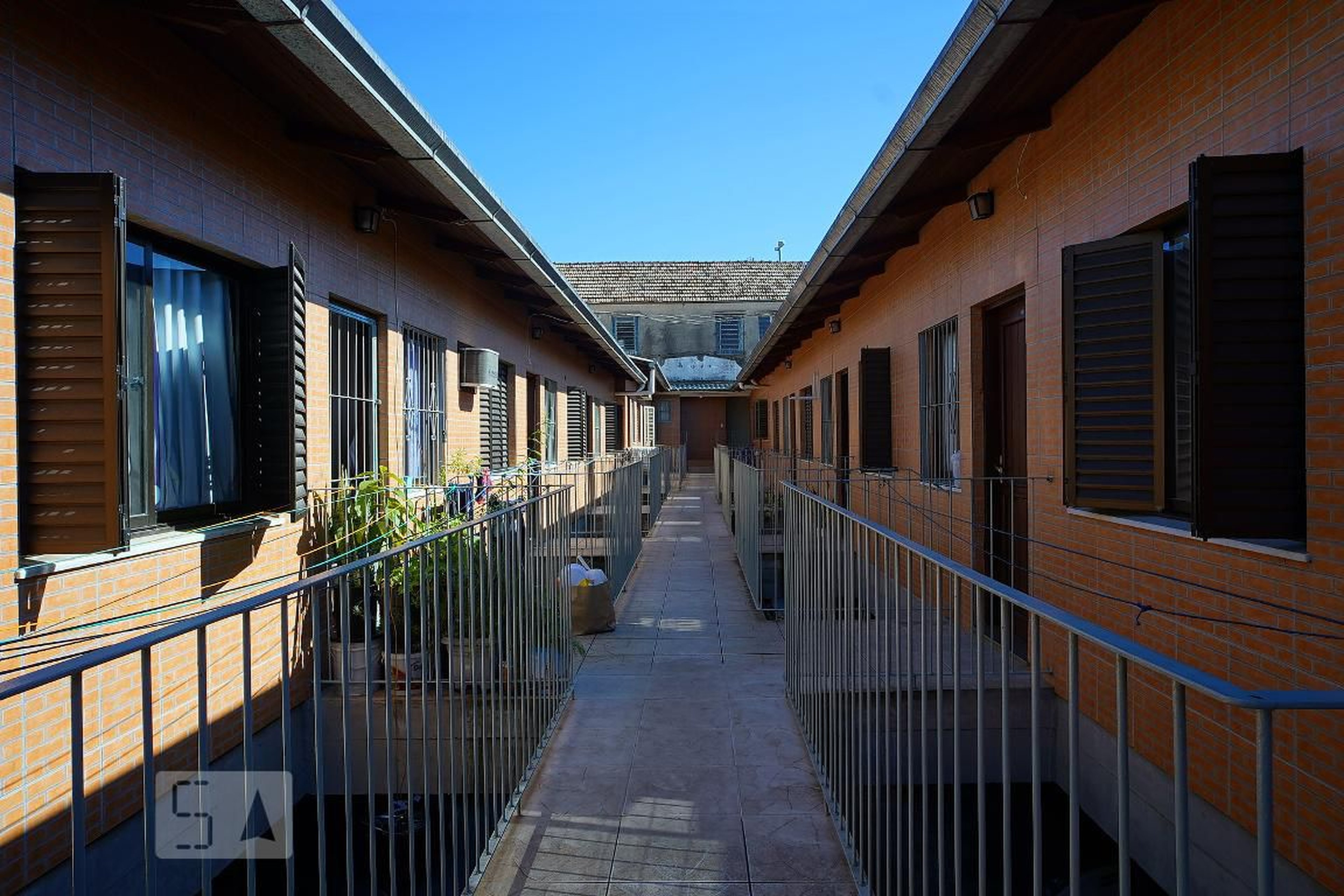 Fachada do Condomínio Condomínio em Avenida Farrapos, 2377