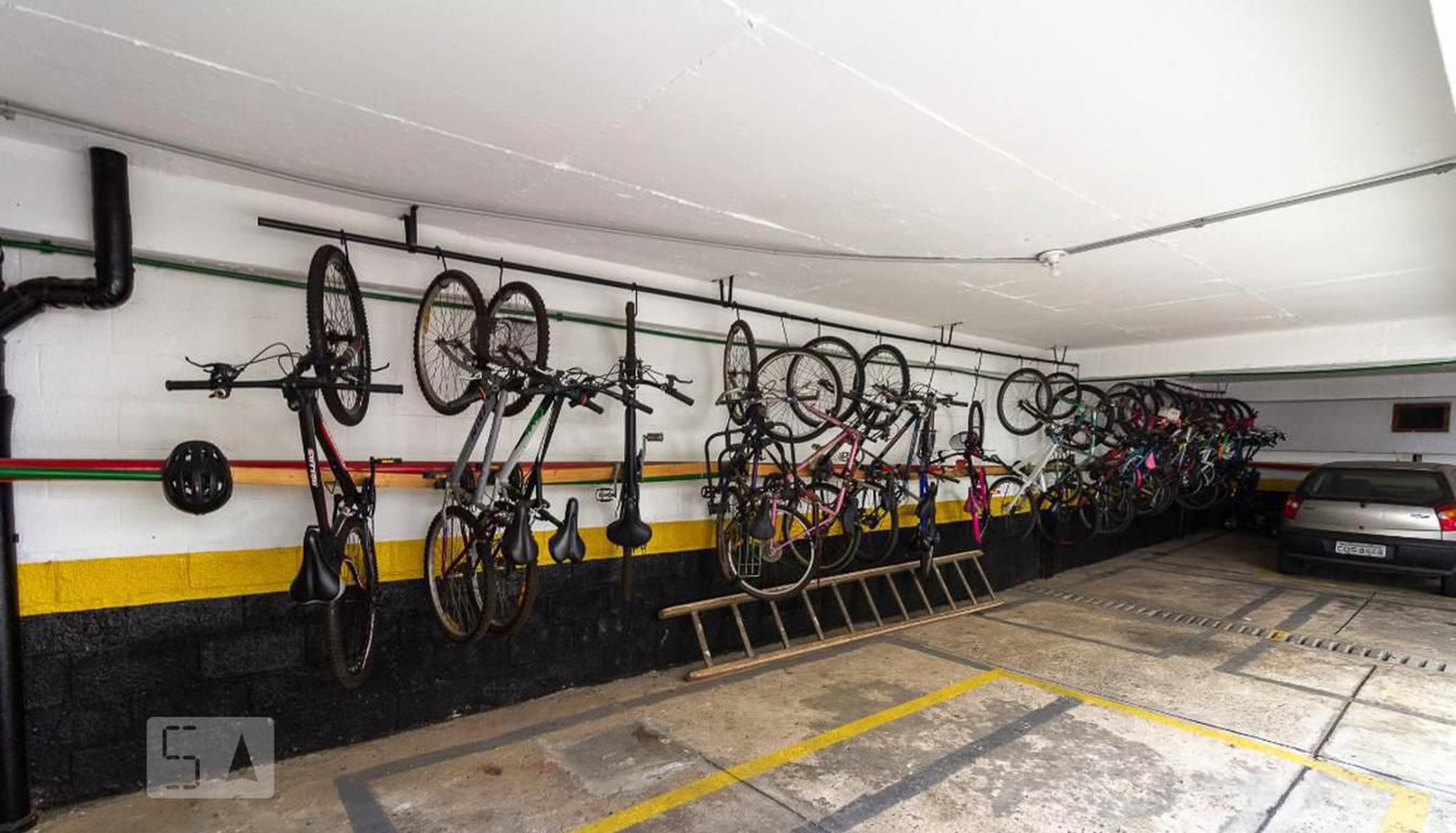 Bicicletário - ILHAS DO HAVAI