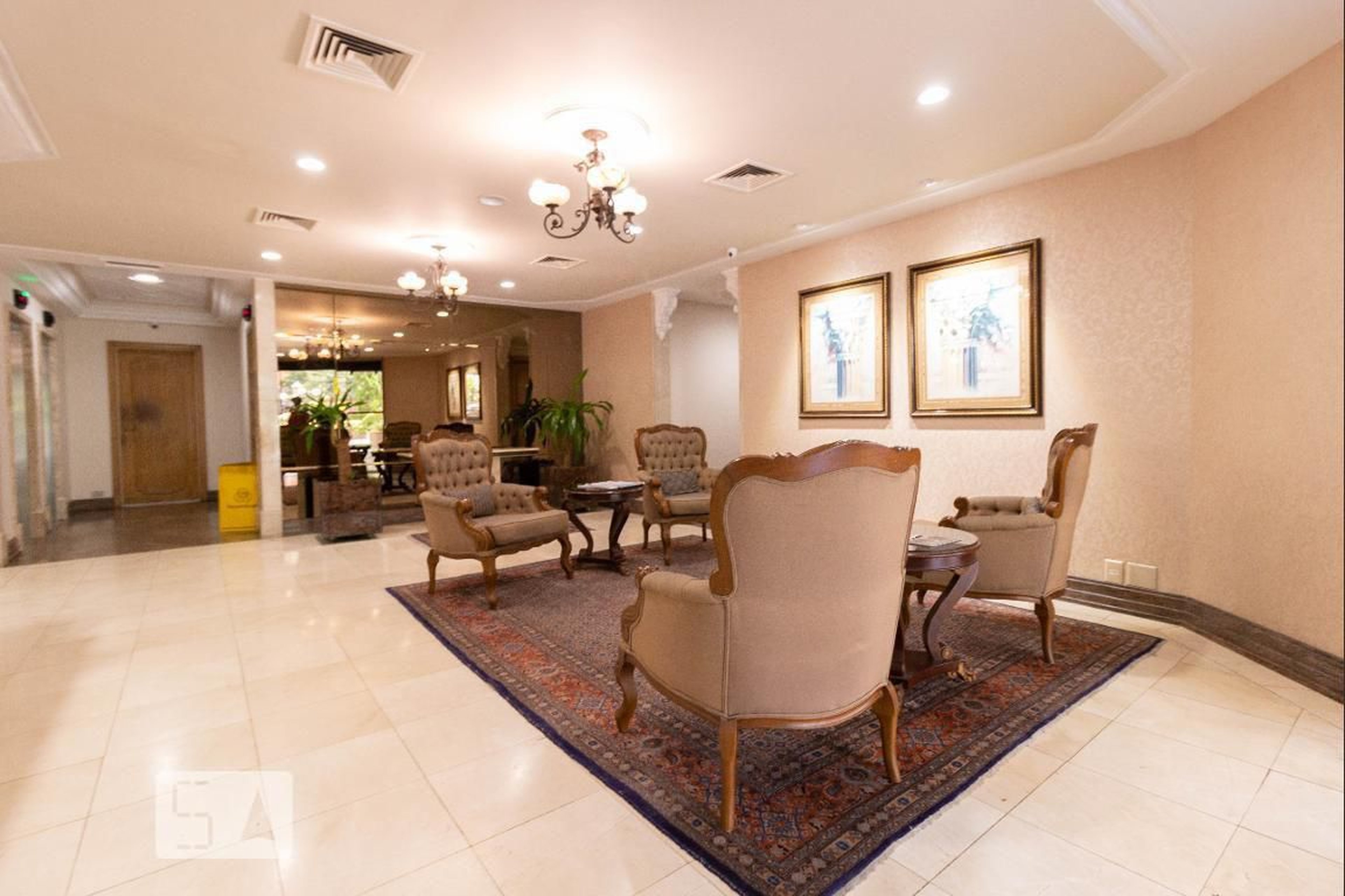 Hall - Le Premier Apartamentos