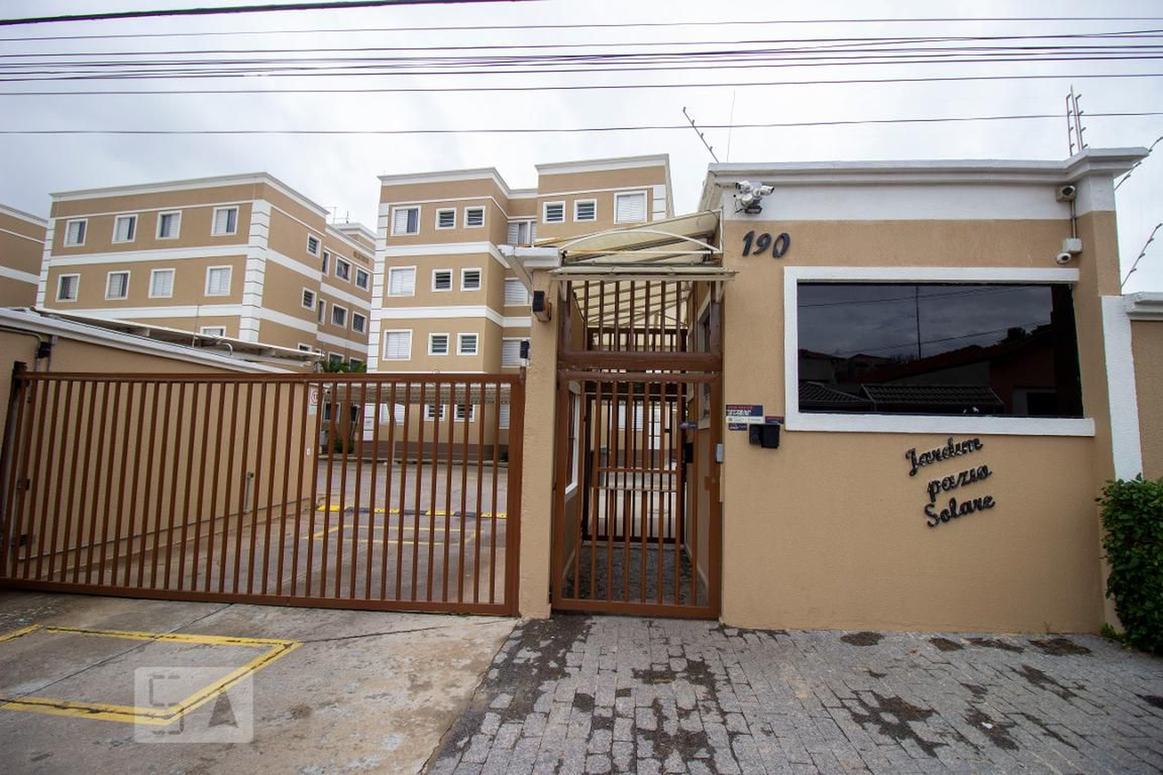 Fachada do Condomínio Condomínio Spazio Jardim Solare